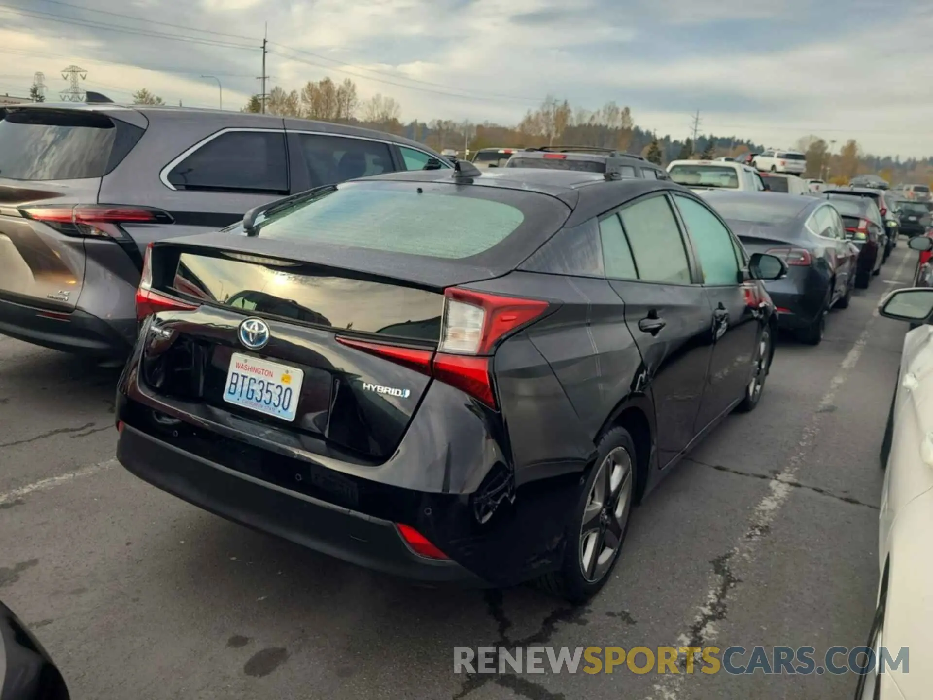 12 Photograph of a damaged car JTDKARFU4L3115093 TOYOTA PRIUS 2020