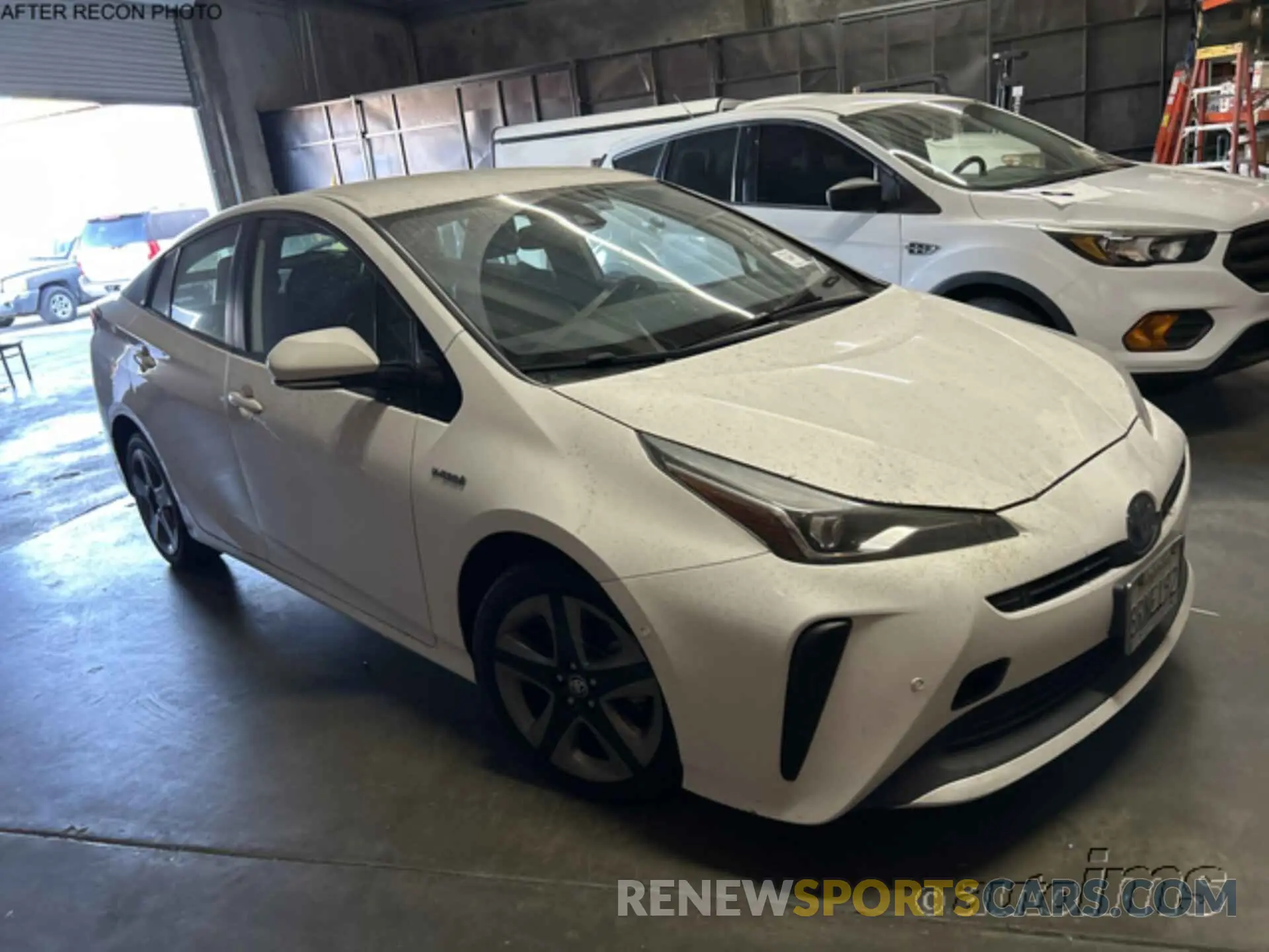 10 Photograph of a damaged car JTDKARFU4L3119810 TOYOTA PRIUS 2020