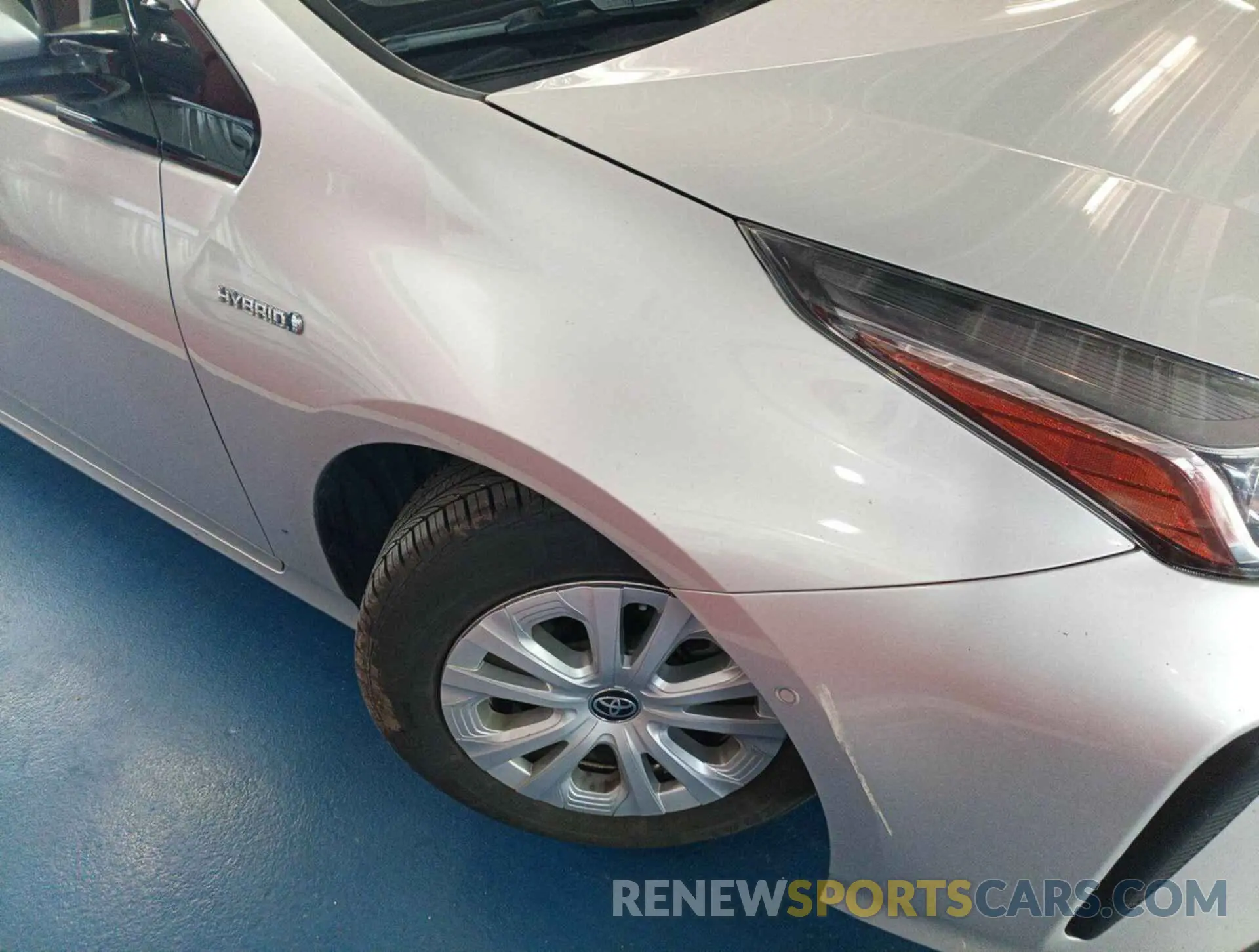 16 Photograph of a damaged car JTDKARFU5L3108086 TOYOTA PRIUS 2020