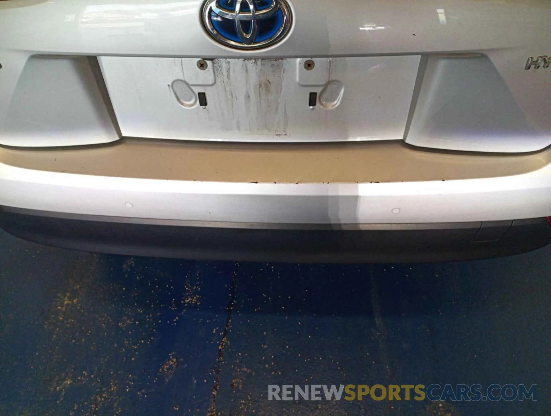 24 Photograph of a damaged car JTDKARFU5L3108086 TOYOTA PRIUS 2020