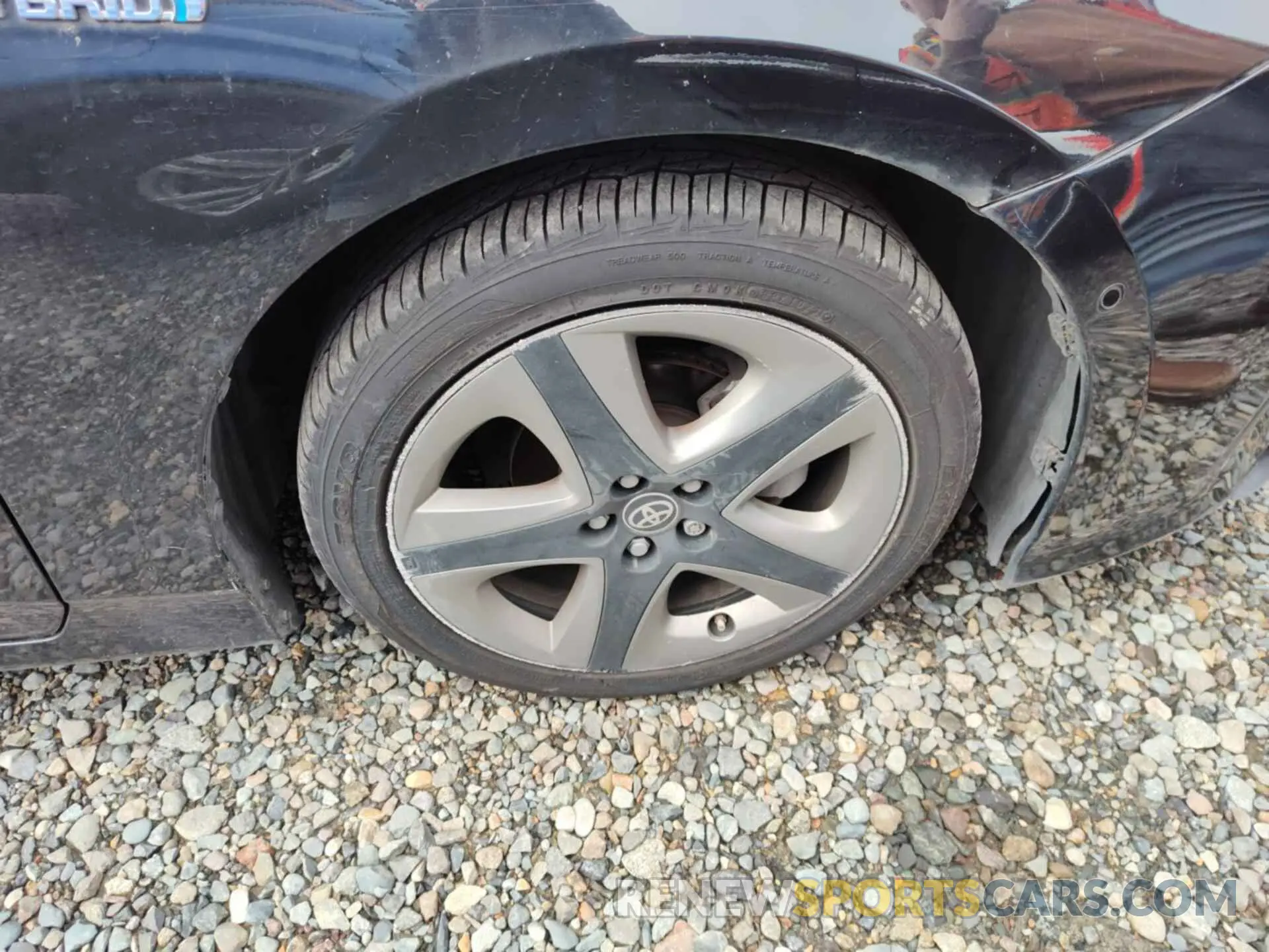 12 Photograph of a damaged car JTDKARFU5L3115040 TOYOTA PRIUS 2020