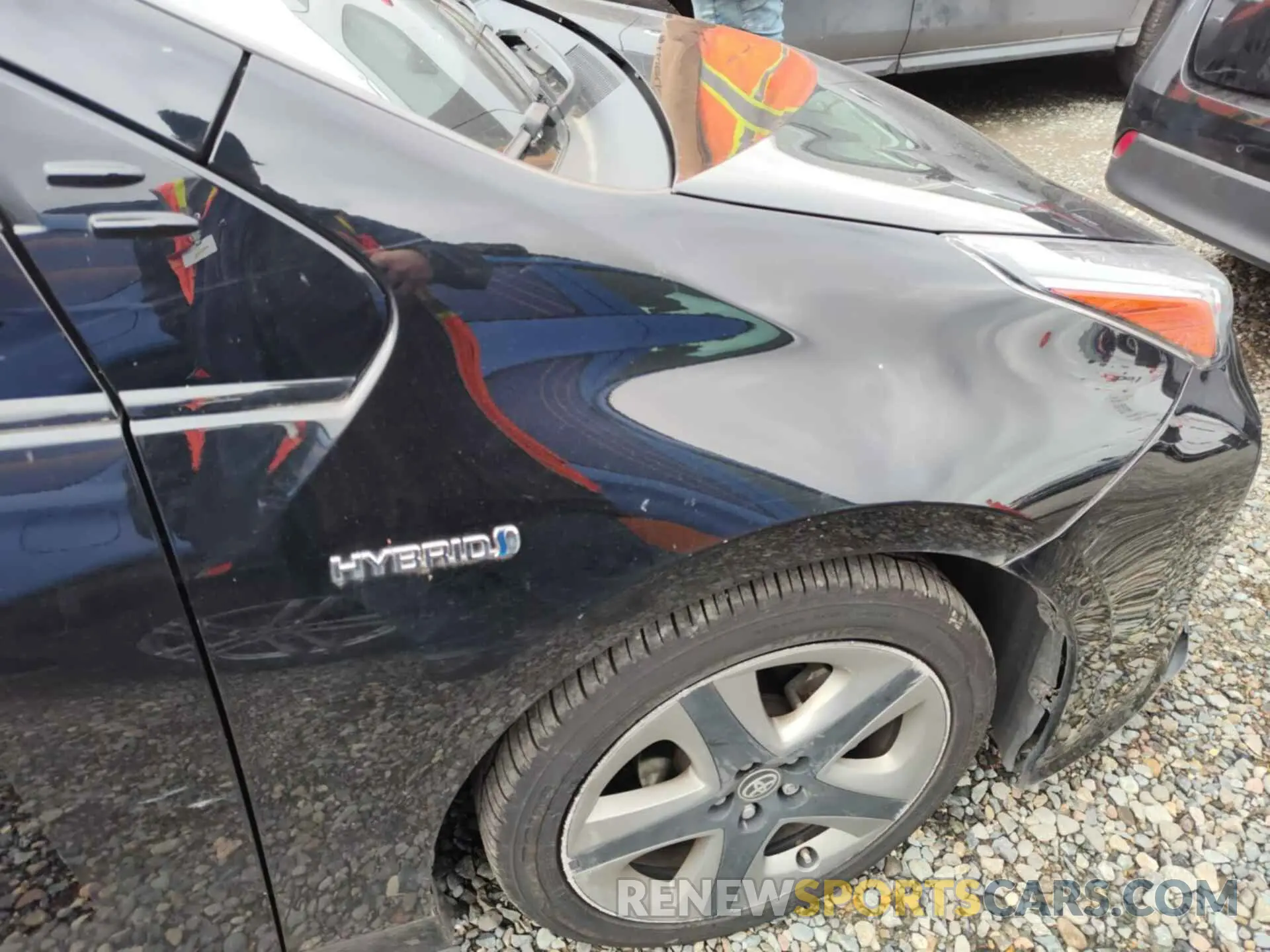 9 Photograph of a damaged car JTDKARFU5L3115040 TOYOTA PRIUS 2020