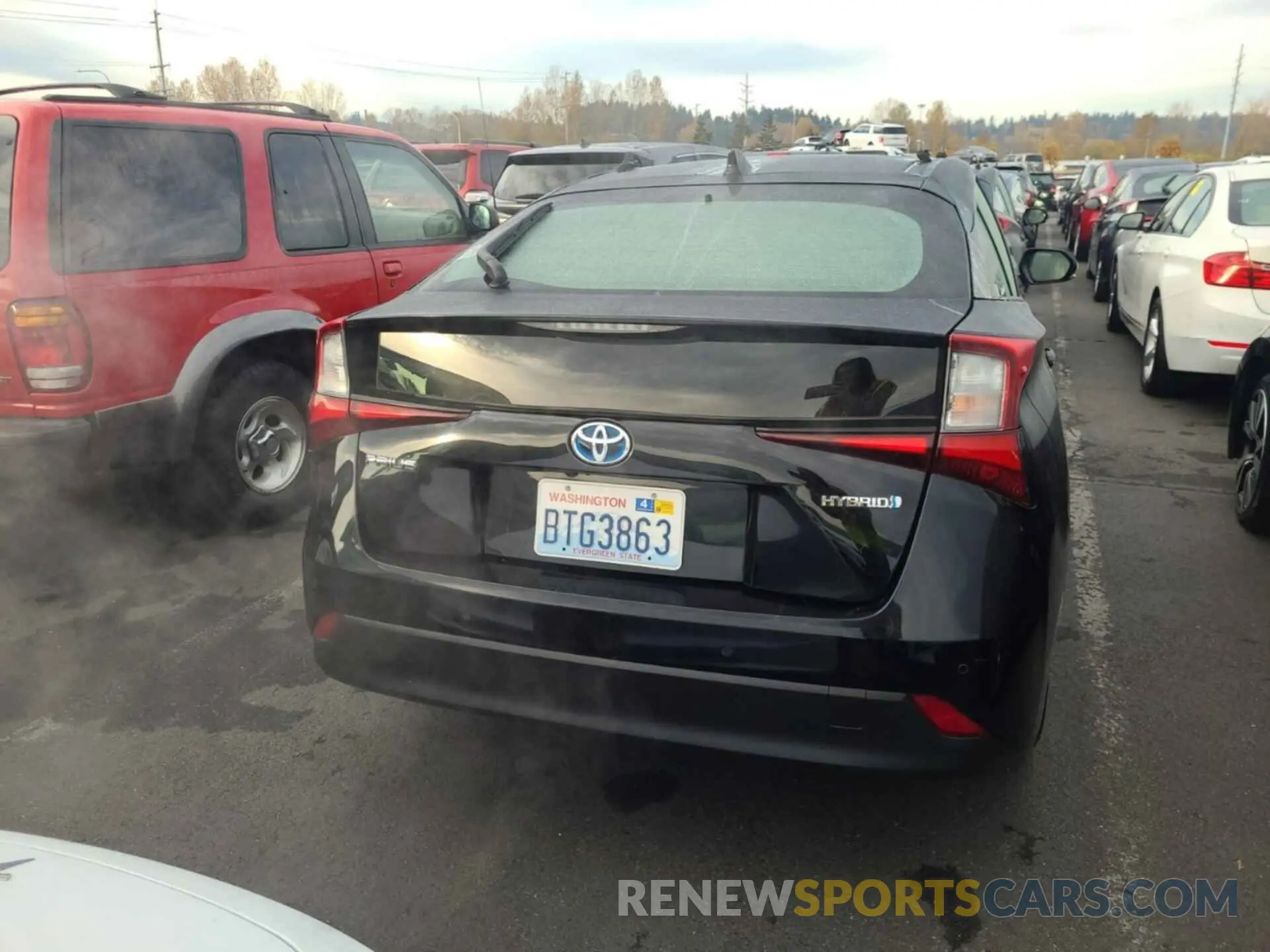 26 Photograph of a damaged car JTDKARFU5L3115121 TOYOTA PRIUS 2020