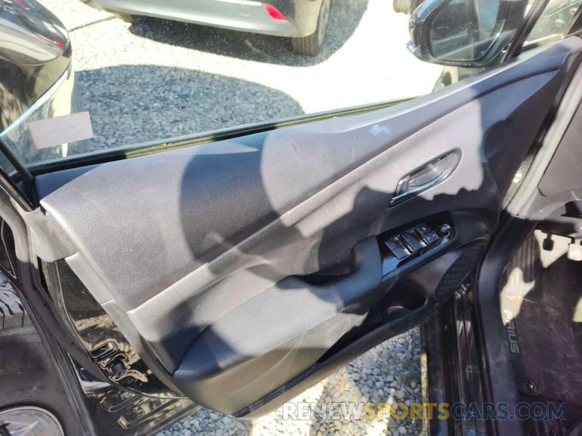 10 Photograph of a damaged car JTDKARFU5L3116043 TOYOTA PRIUS 2020