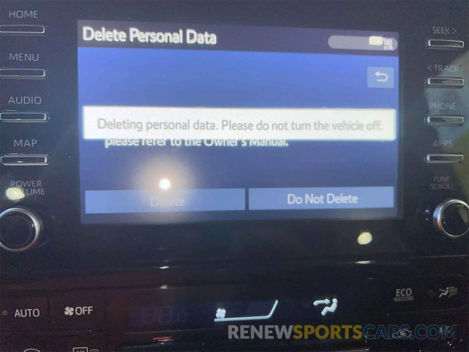 39 Photograph of a damaged car JTDKARFU5L3116141 TOYOTA PRIUS 2020