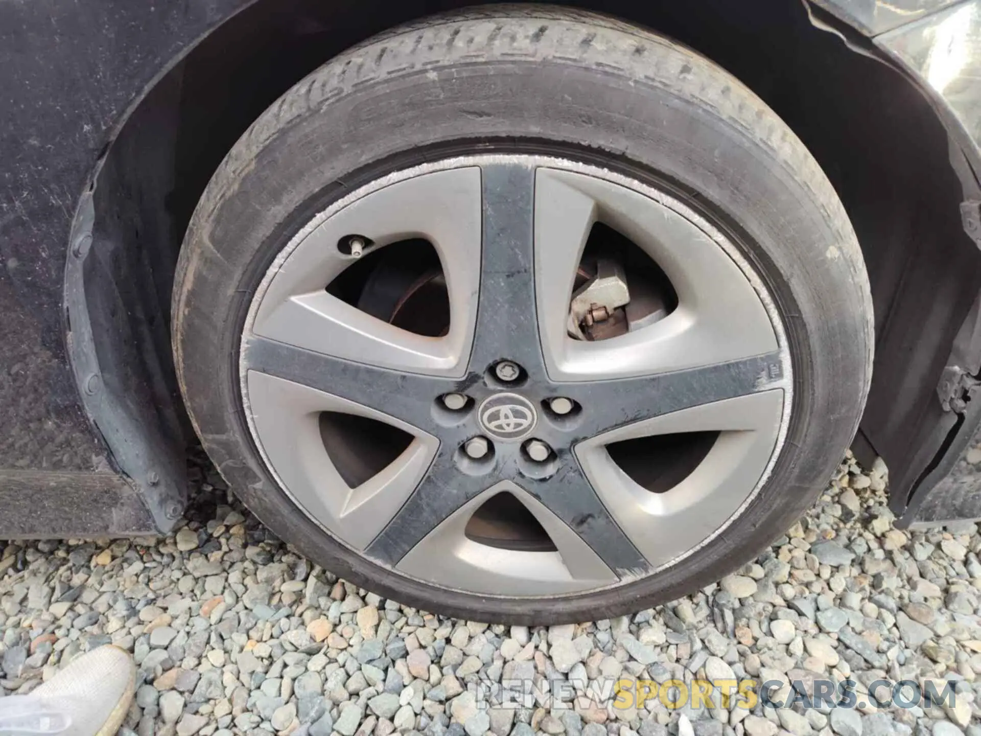 42 Photograph of a damaged car JTDKARFU5L3116141 TOYOTA PRIUS 2020