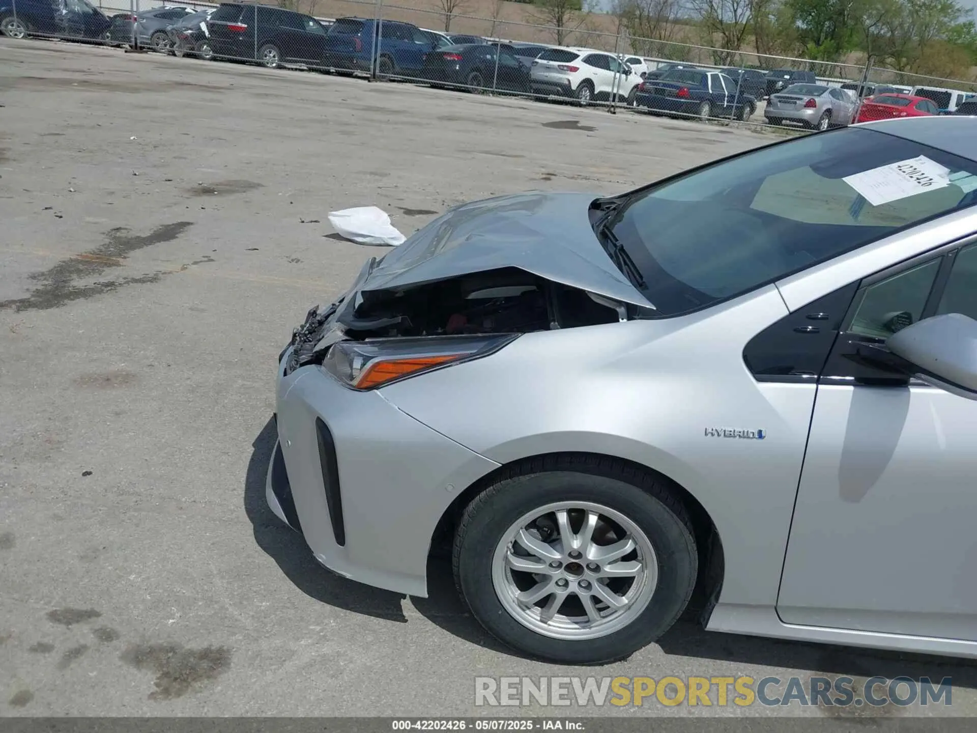 18 Photograph of a damaged car JTDKARFU5L3117287 TOYOTA PRIUS 2020