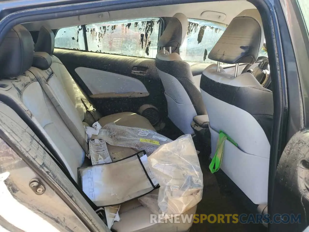 10 Photograph of a damaged car JTDKARFU6L3107092 TOYOTA PRIUS 2020