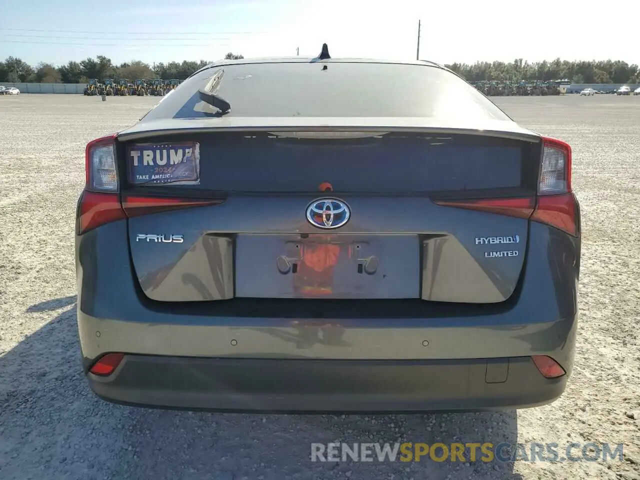 6 Photograph of a damaged car JTDKARFU6L3114253 TOYOTA PRIUS 2020