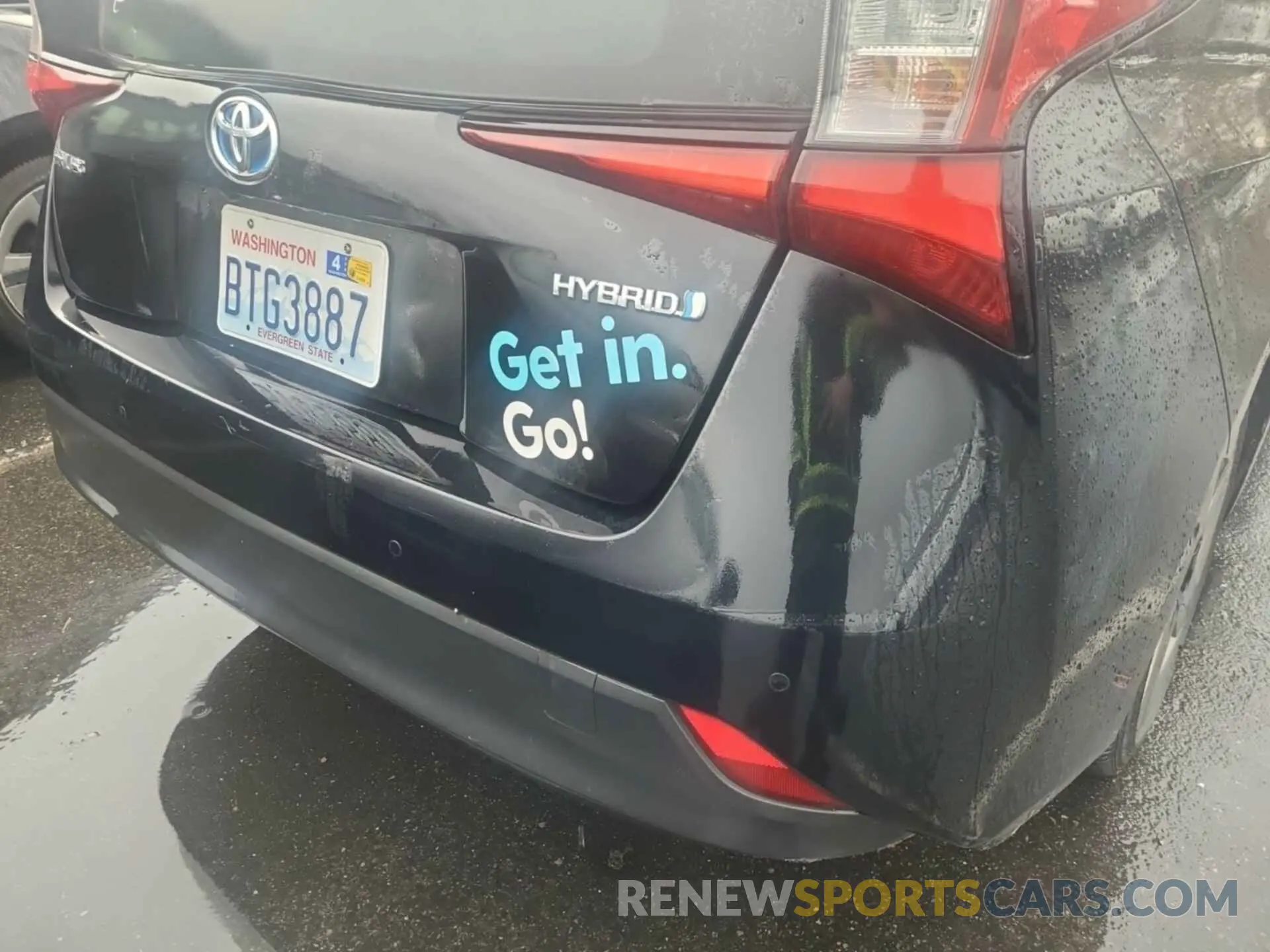 12 Photograph of a damaged car JTDKARFU6L3115354 TOYOTA PRIUS 2020