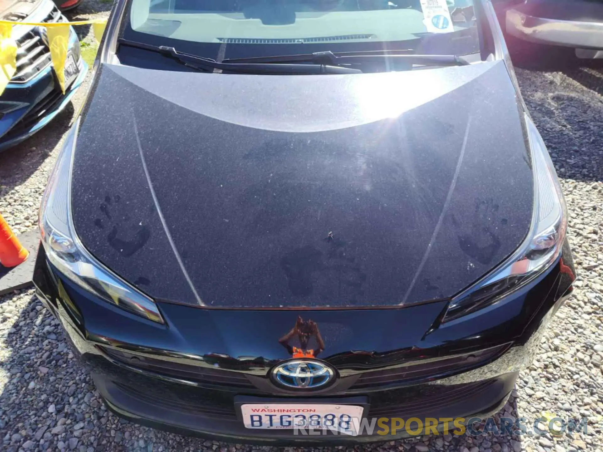29 Photograph of a damaged car JTDKARFU6L3115743 TOYOTA PRIUS 2020