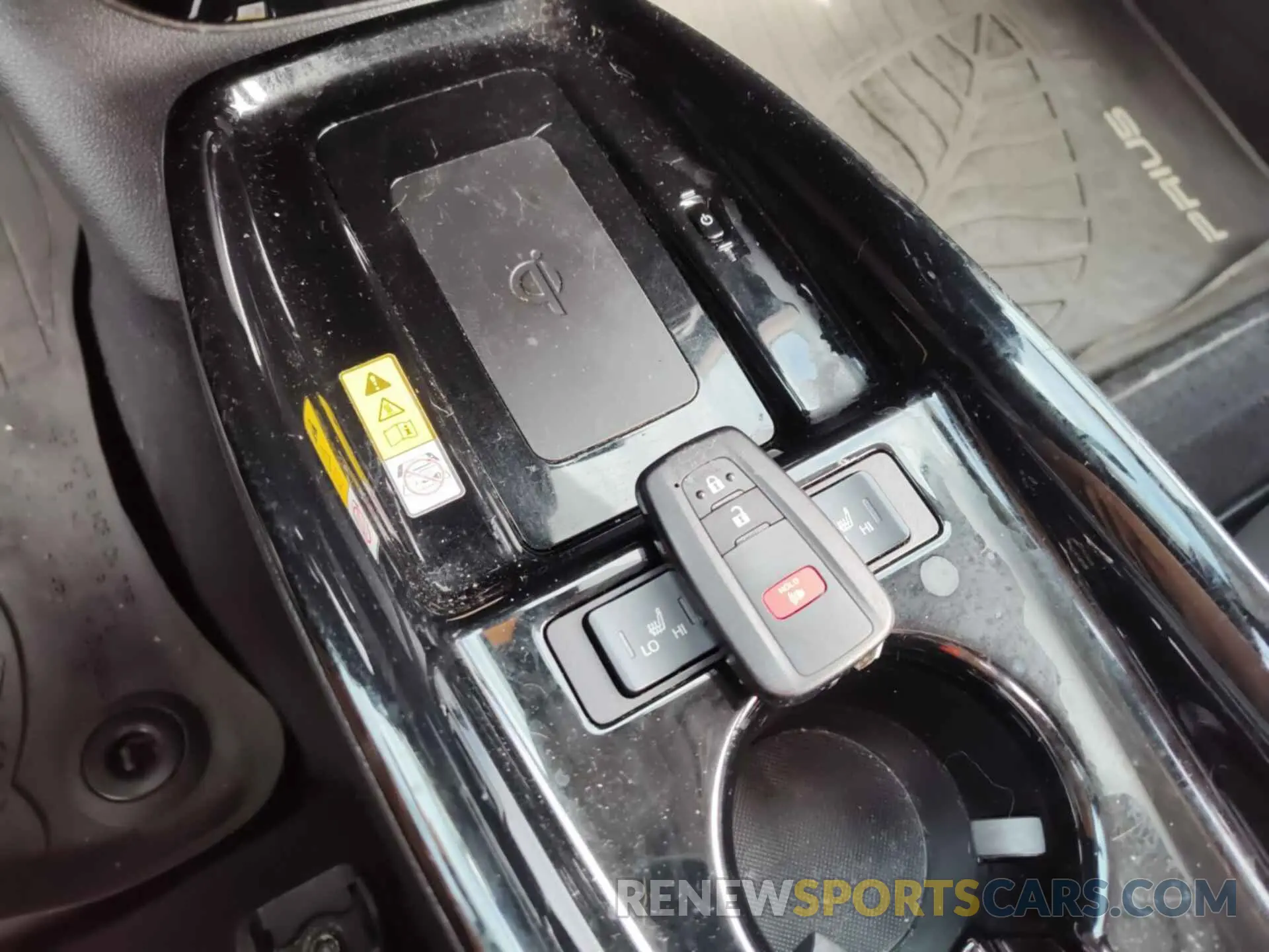 13 Photograph of a damaged car JTDKARFU6L3115984 TOYOTA PRIUS 2020
