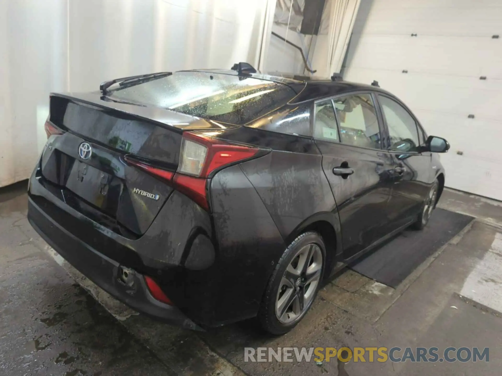 41 Photograph of a damaged car JTDKARFU6L3115984 TOYOTA PRIUS 2020