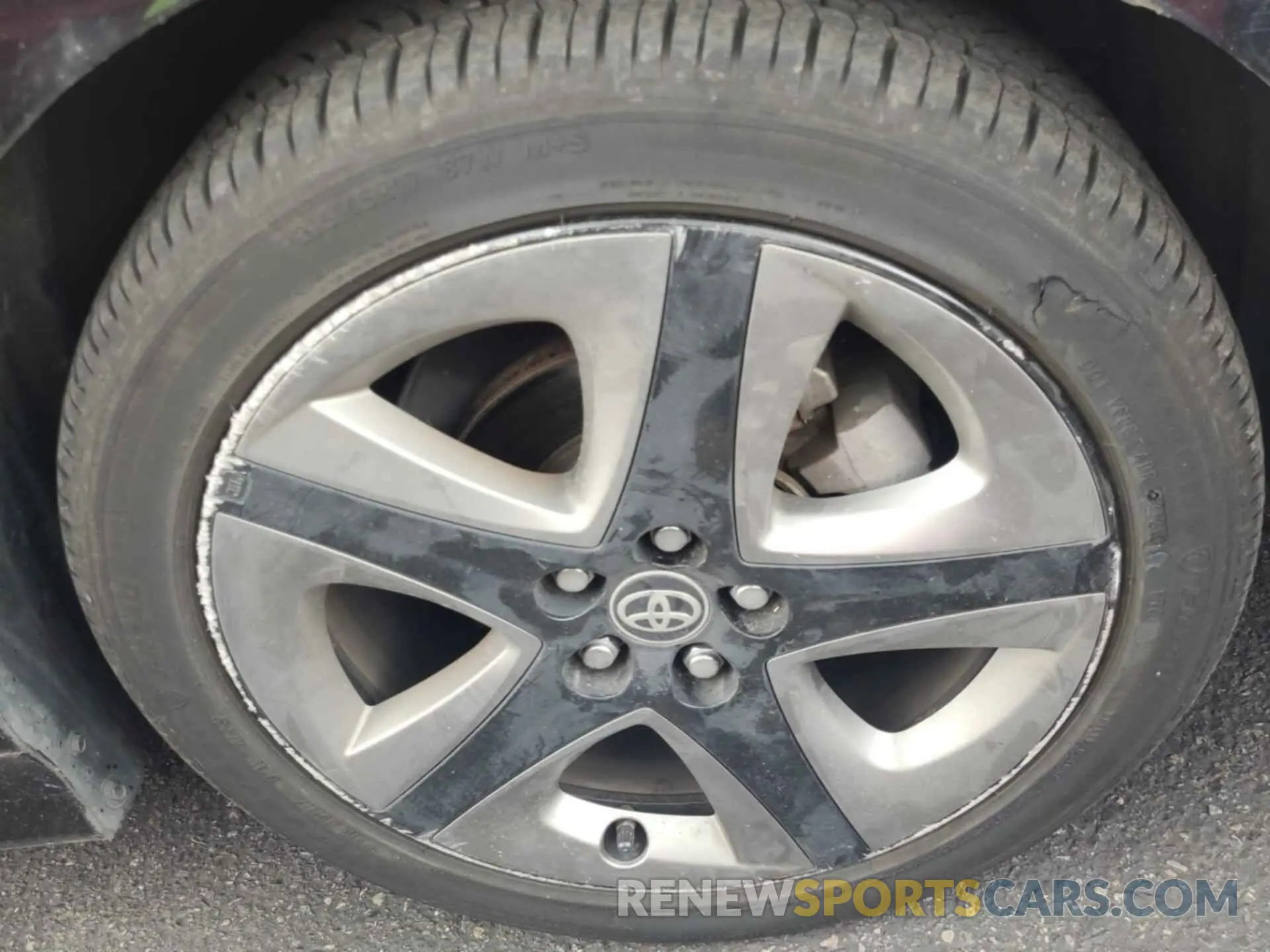 12 Photograph of a damaged car JTDKARFU6L3116231 TOYOTA PRIUS 2020