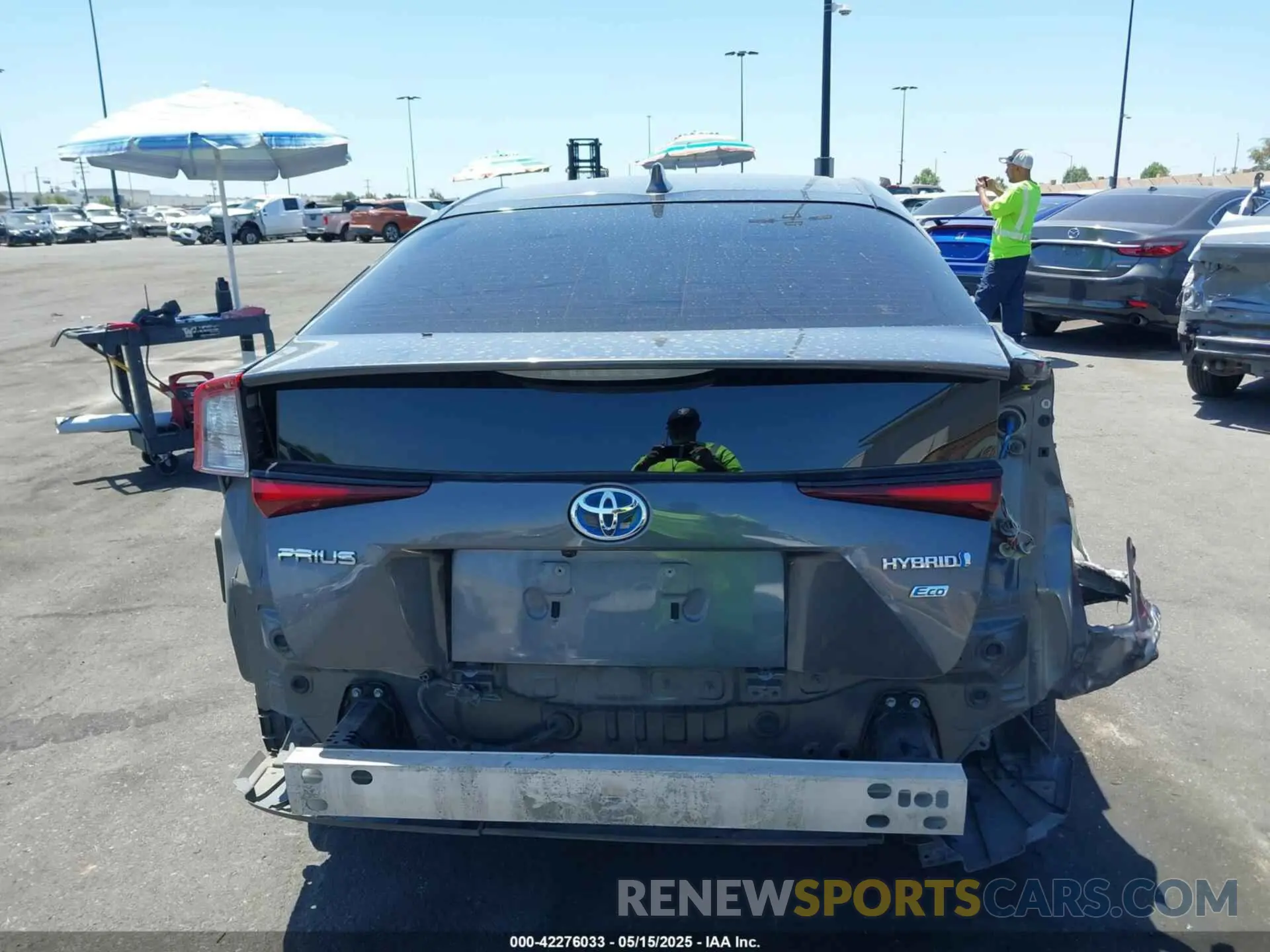 17 Photograph of a damaged car JTDKARFU6L3121929 TOYOTA PRIUS 2020