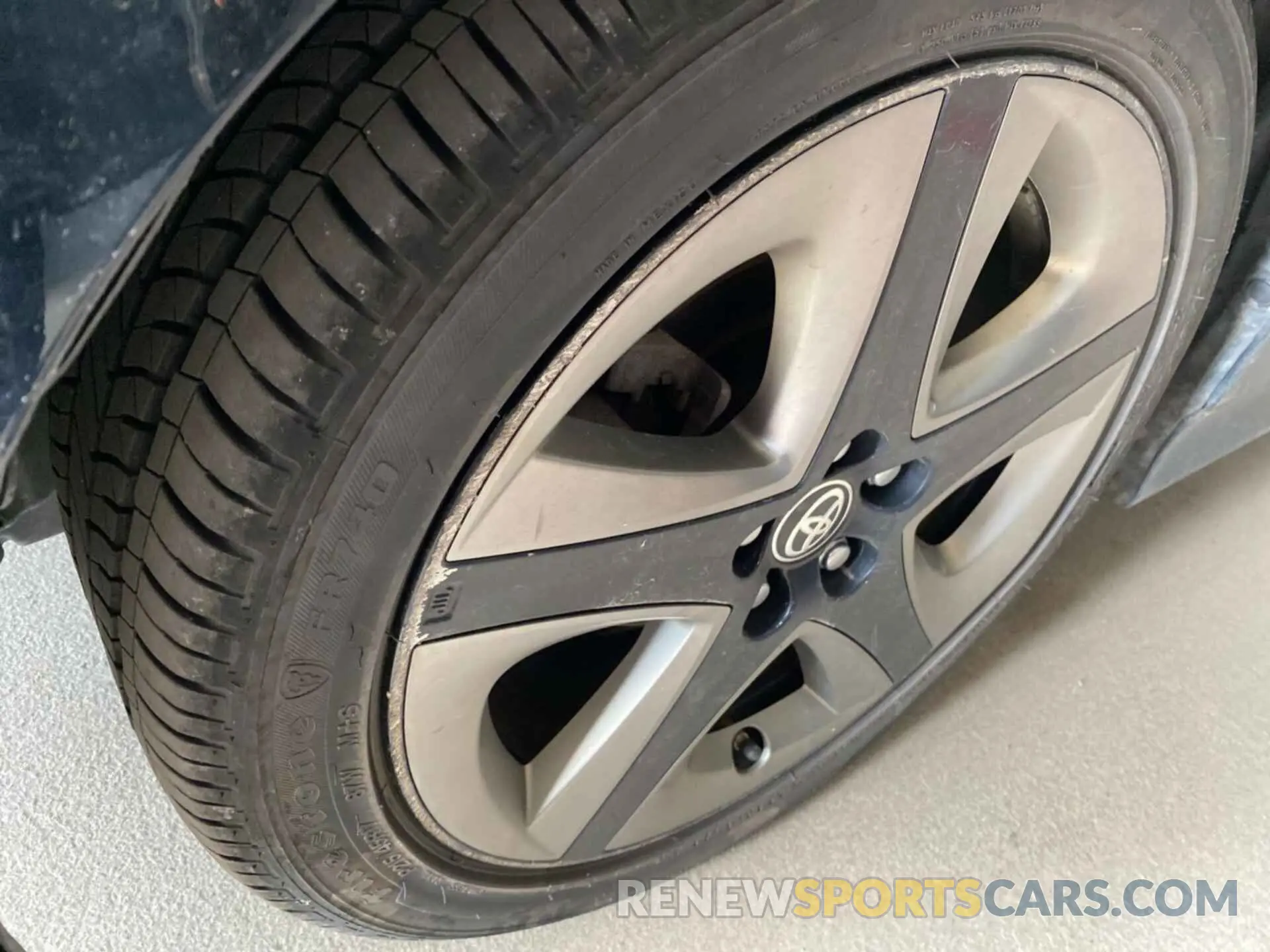 1 Photograph of a damaged car JTDKARFU6L3125057 TOYOTA PRIUS 2020