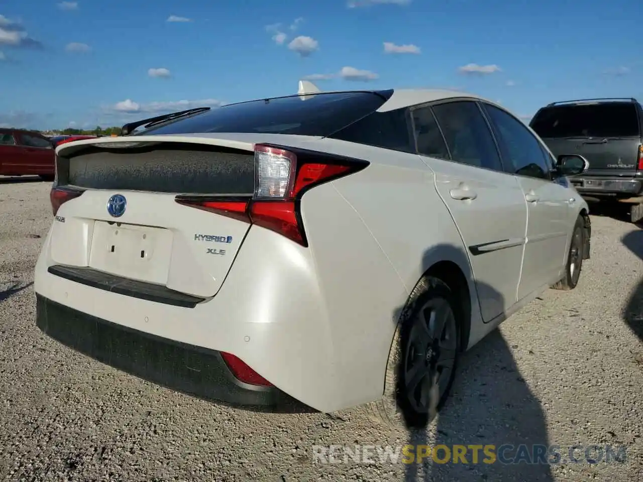 4 Photograph of a damaged car JTDKARFU7L3105559 TOYOTA PRIUS 2020