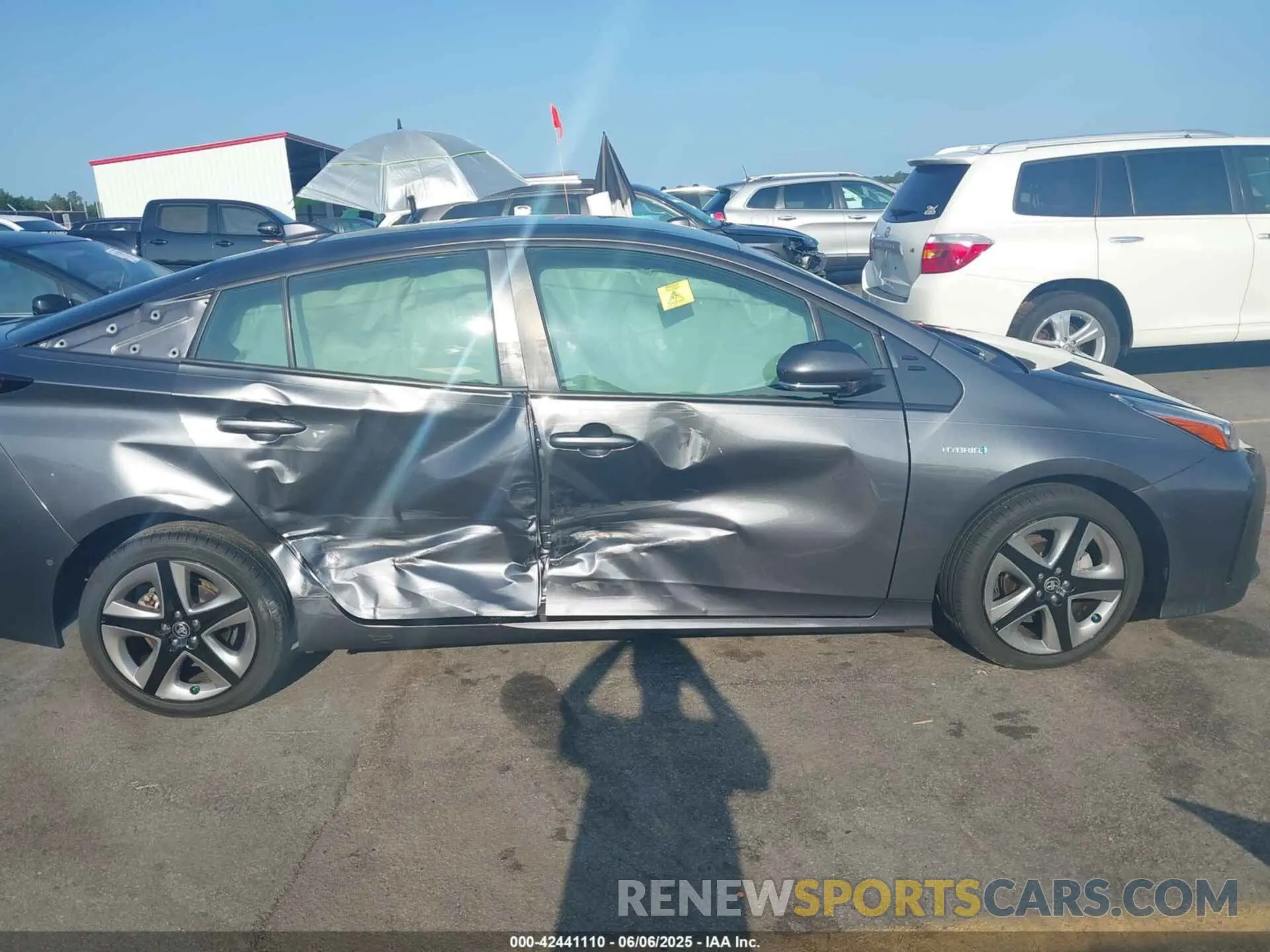 13 Photograph of a damaged car JTDKARFU7L3111118 TOYOTA PRIUS 2020
