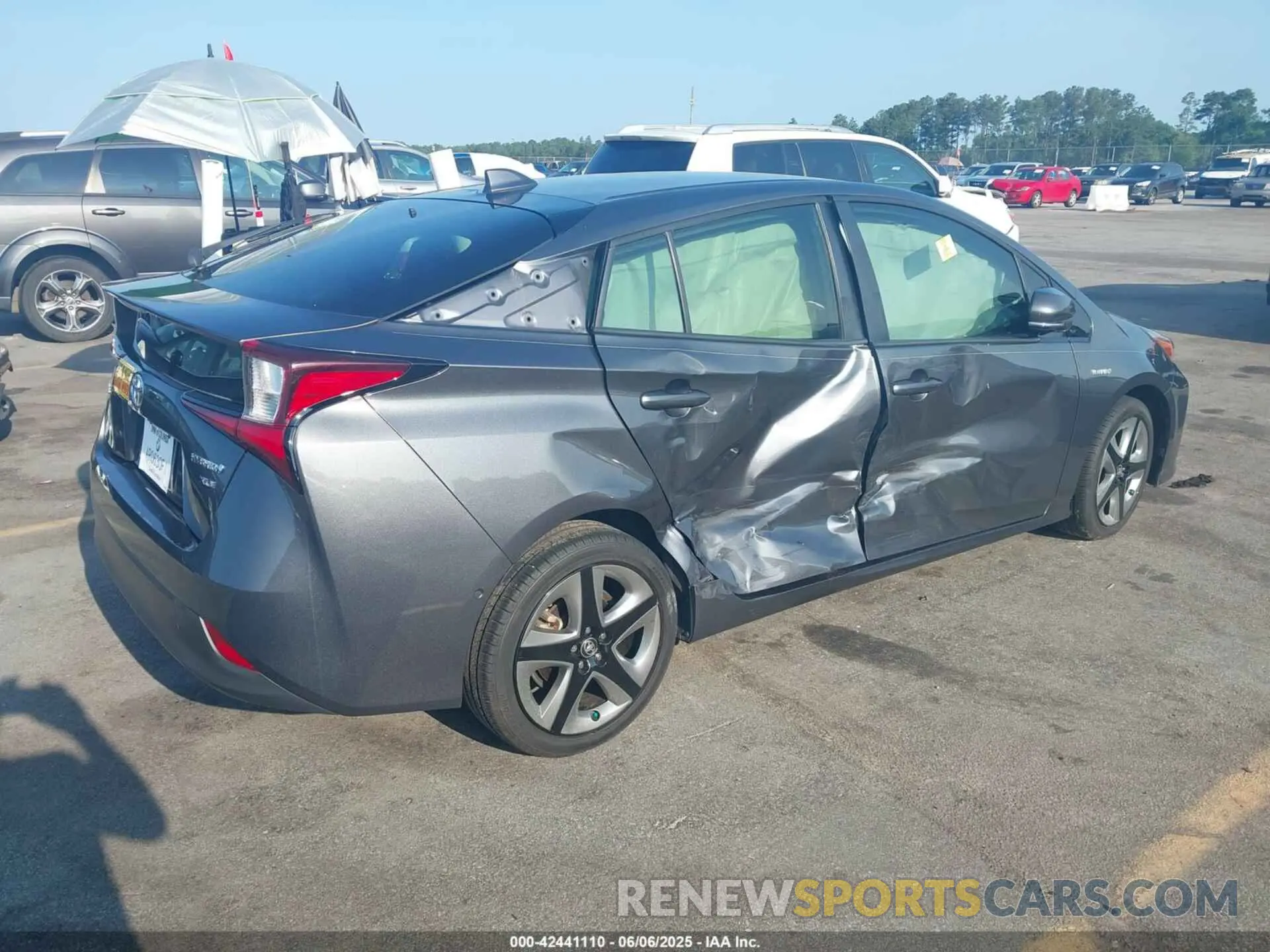 4 Photograph of a damaged car JTDKARFU7L3111118 TOYOTA PRIUS 2020