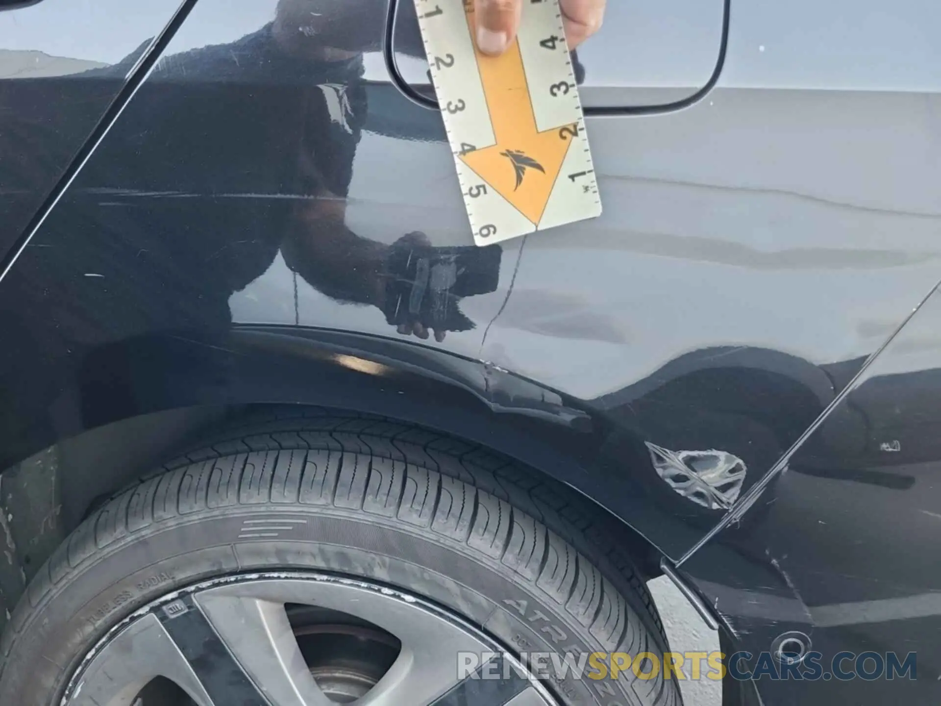 31 Photograph of a damaged car JTDKARFU7L3111846 TOYOTA PRIUS 2020