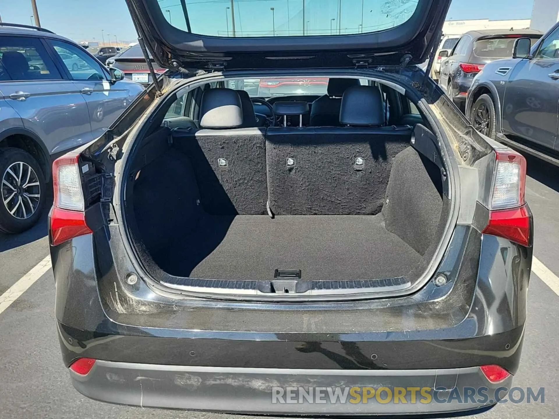11 Photograph of a damaged car JTDKARFU7L3112088 TOYOTA PRIUS 2020