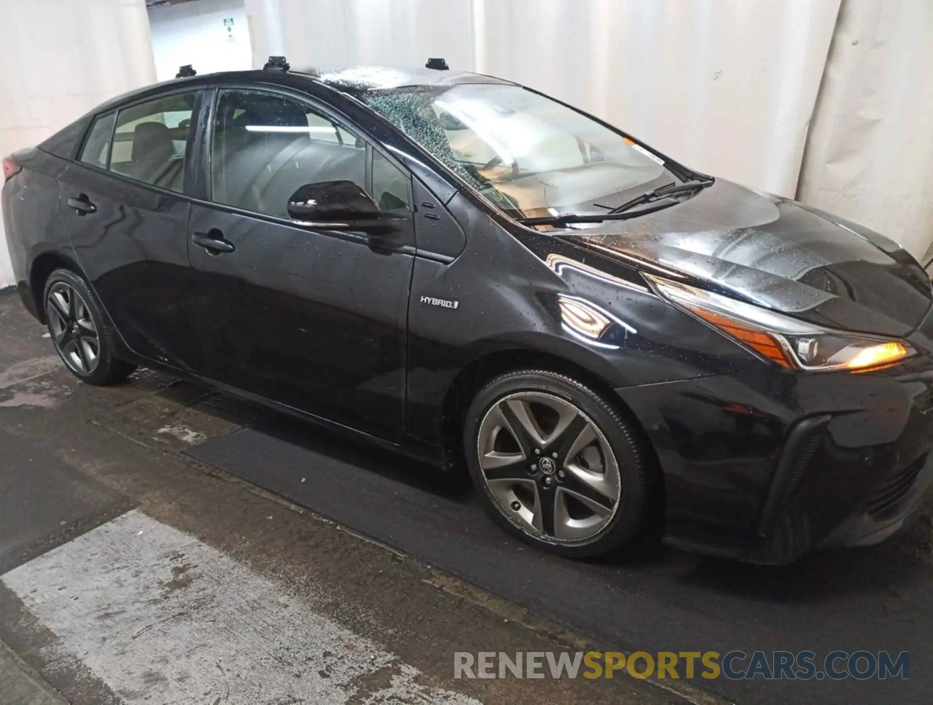 18 Photograph of a damaged car JTDKARFU7L3116187 TOYOTA PRIUS 2020