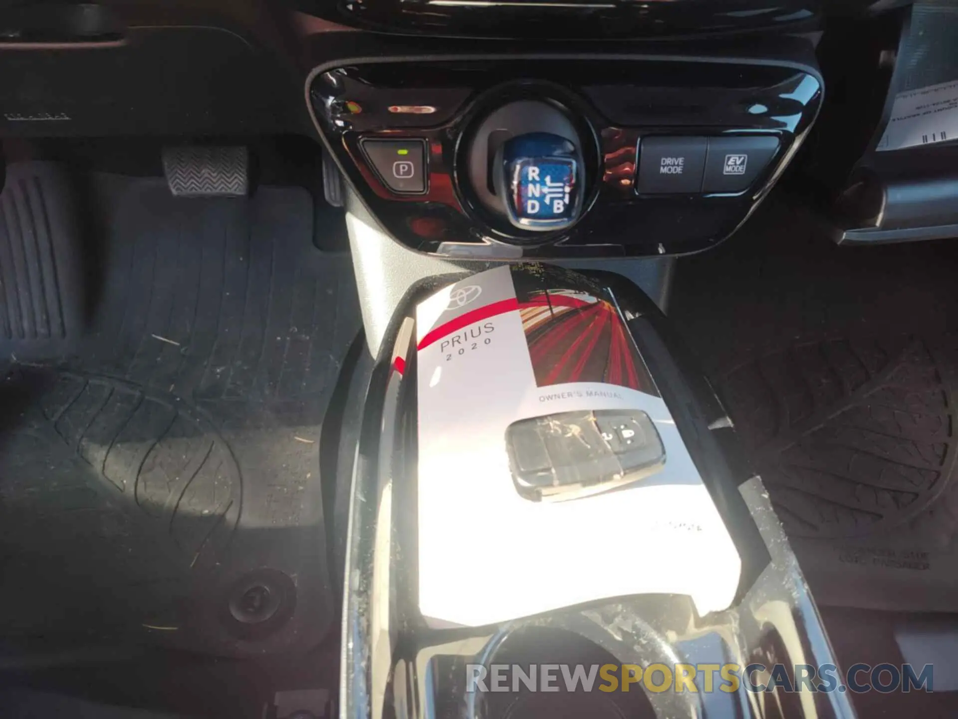 9 Photograph of a damaged car JTDKARFU7L3116187 TOYOTA PRIUS 2020