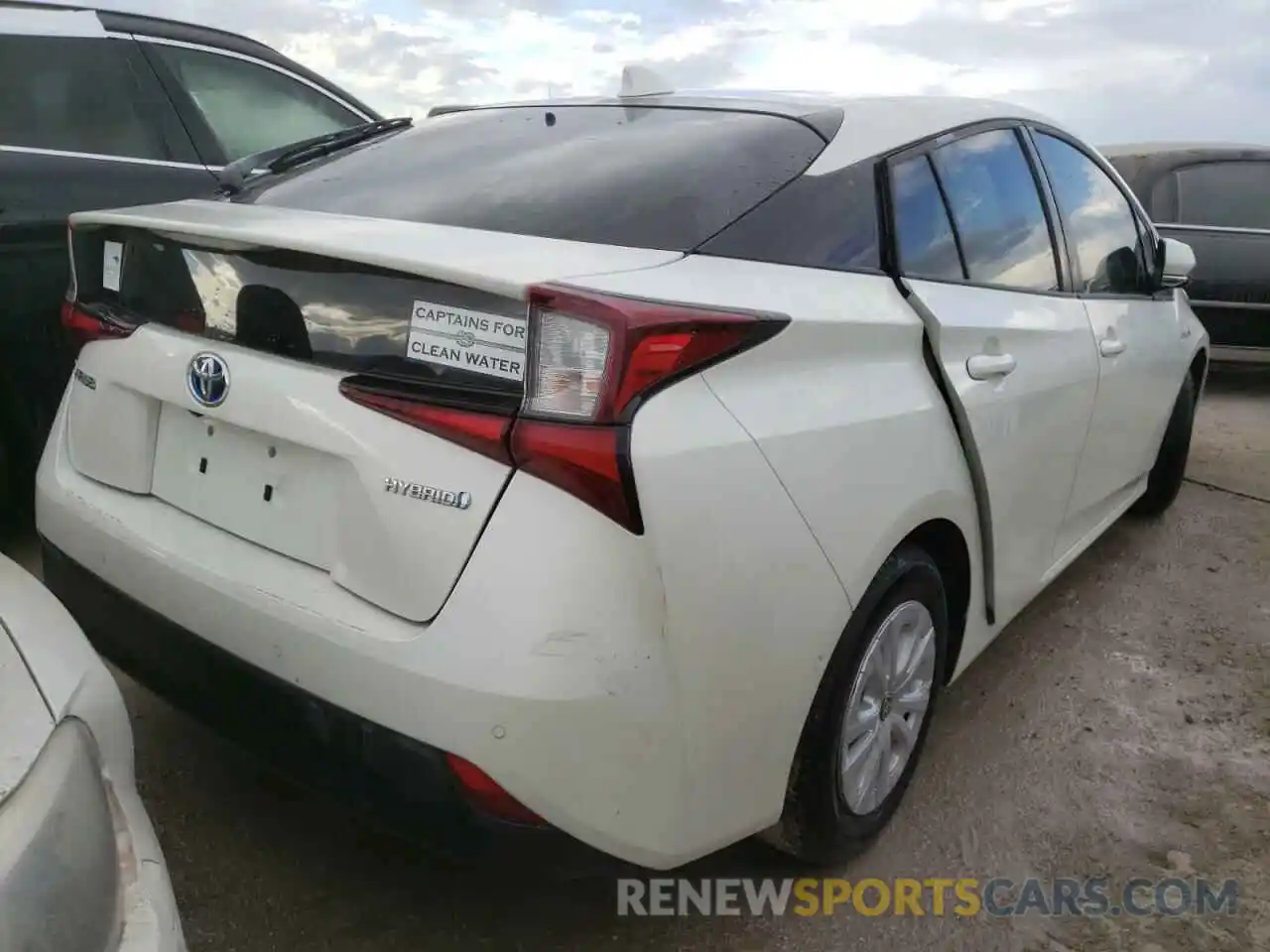 4 Photograph of a damaged car JTDKARFU7L3123687 TOYOTA PRIUS 2020