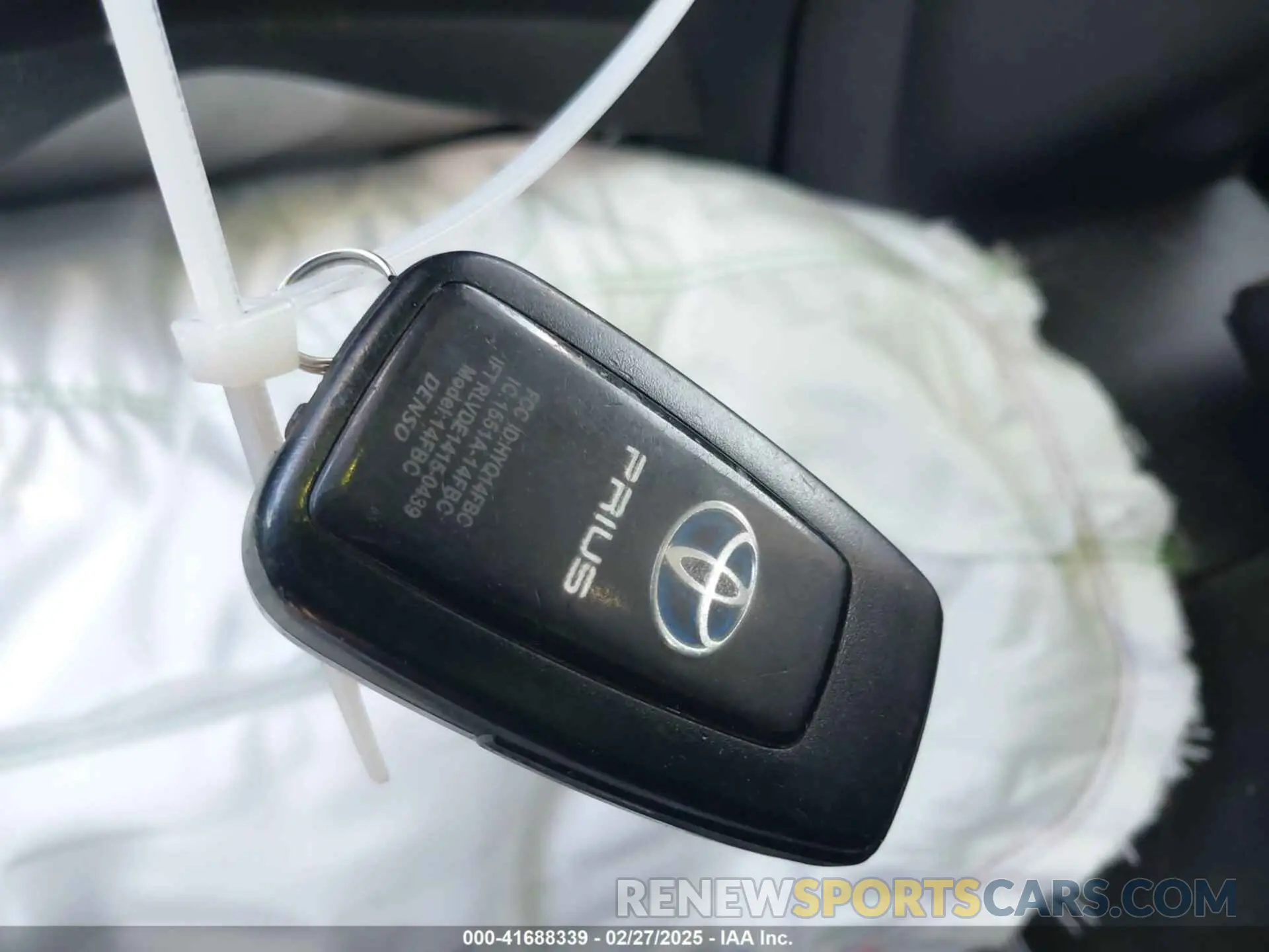 11 Photograph of a damaged car JTDKARFU8L3105988 TOYOTA PRIUS 2020