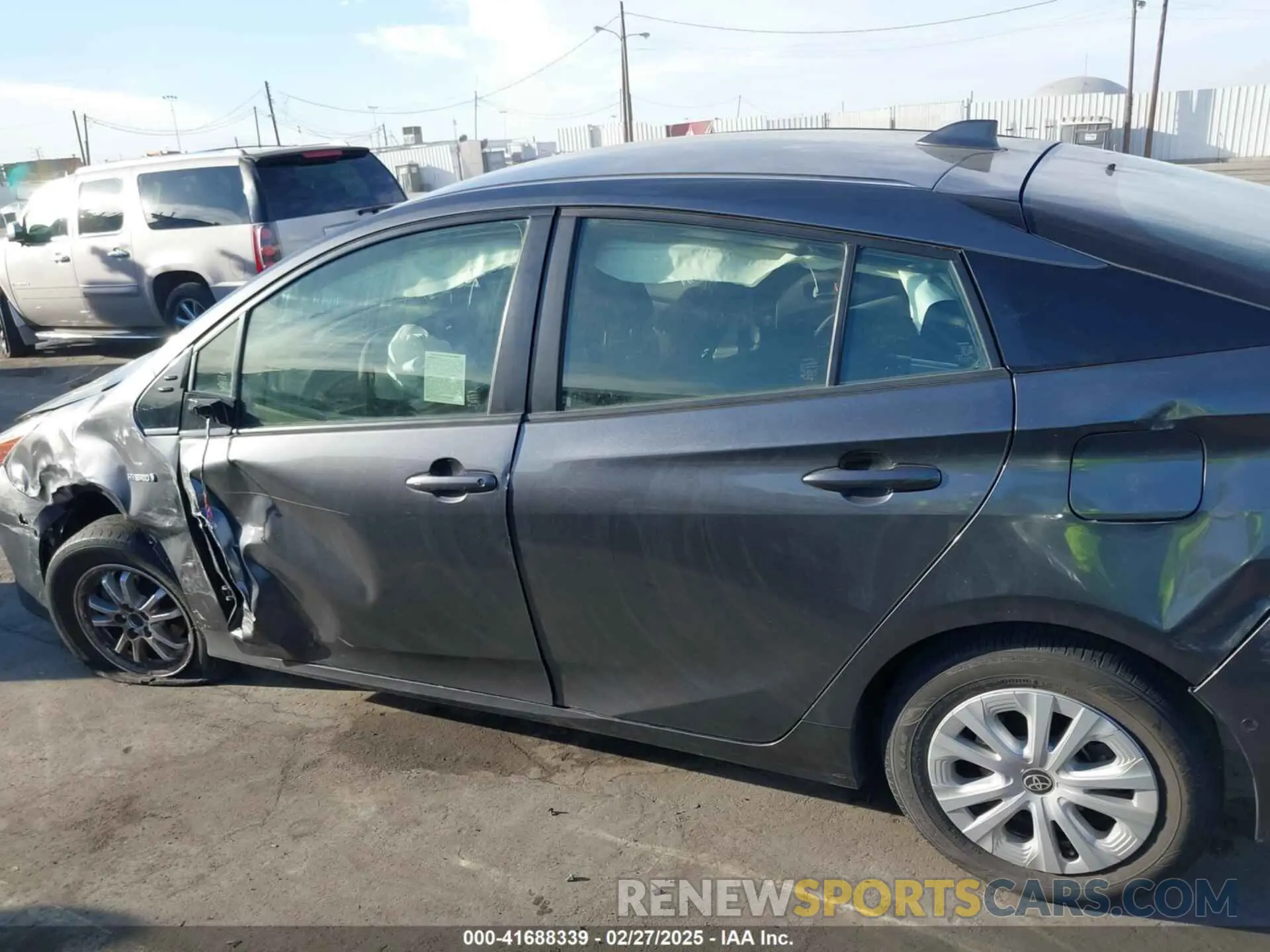 14 Photograph of a damaged car JTDKARFU8L3105988 TOYOTA PRIUS 2020