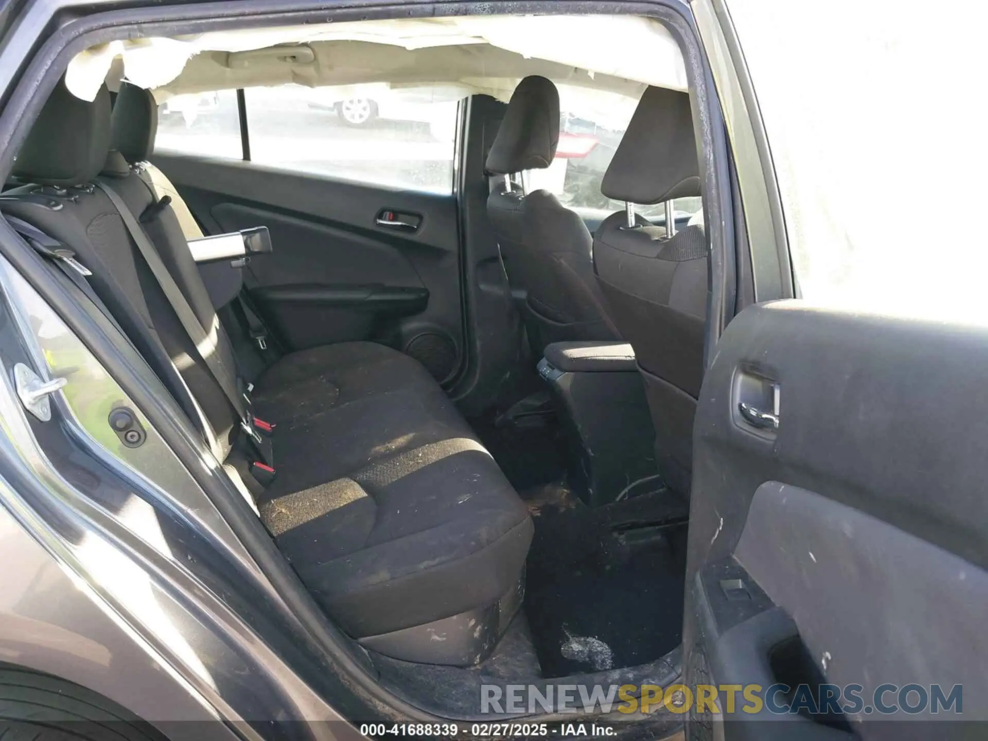 8 Photograph of a damaged car JTDKARFU8L3105988 TOYOTA PRIUS 2020