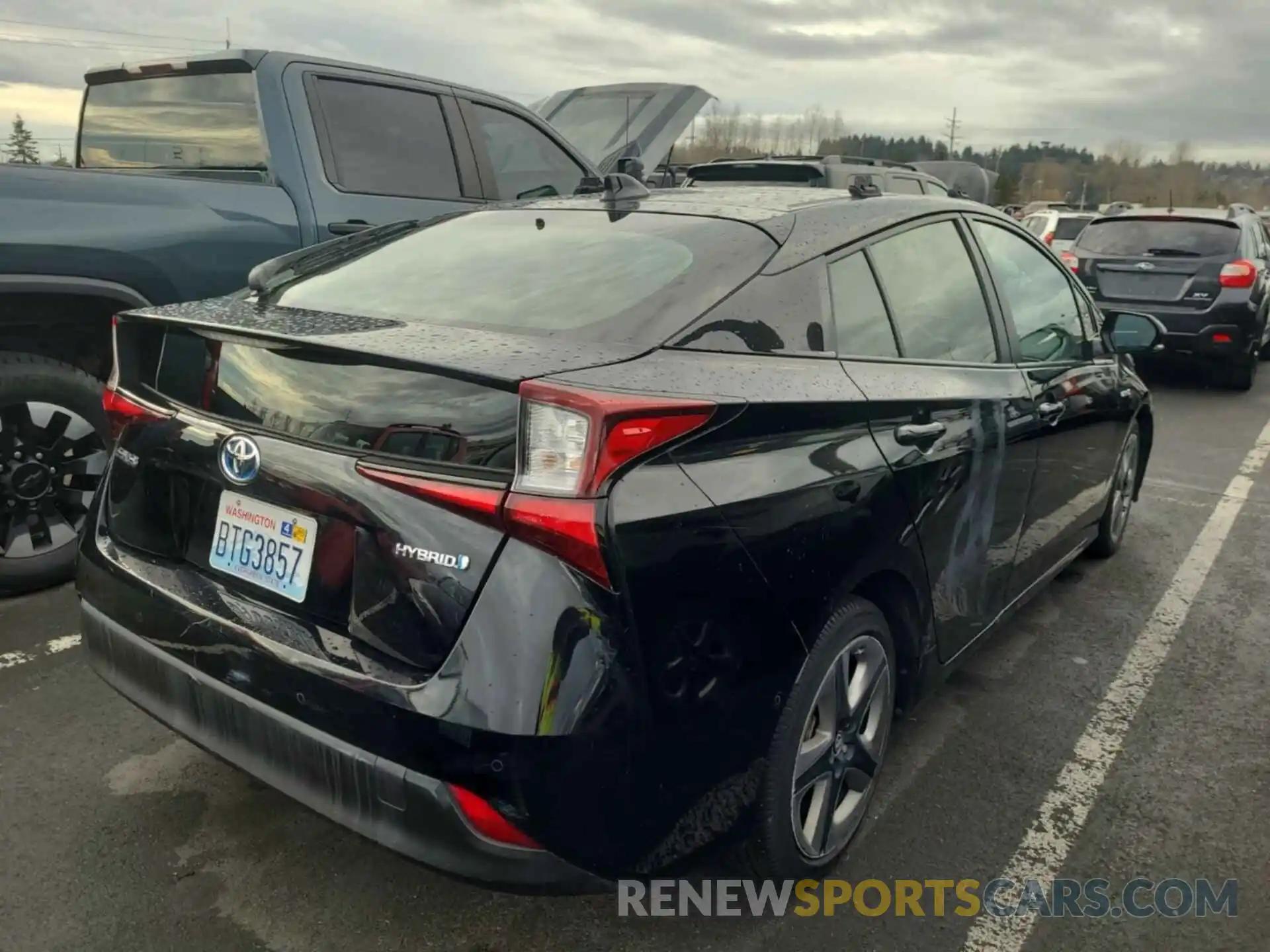 28 Photograph of a damaged car JTDKARFU8L3114545 TOYOTA PRIUS 2020