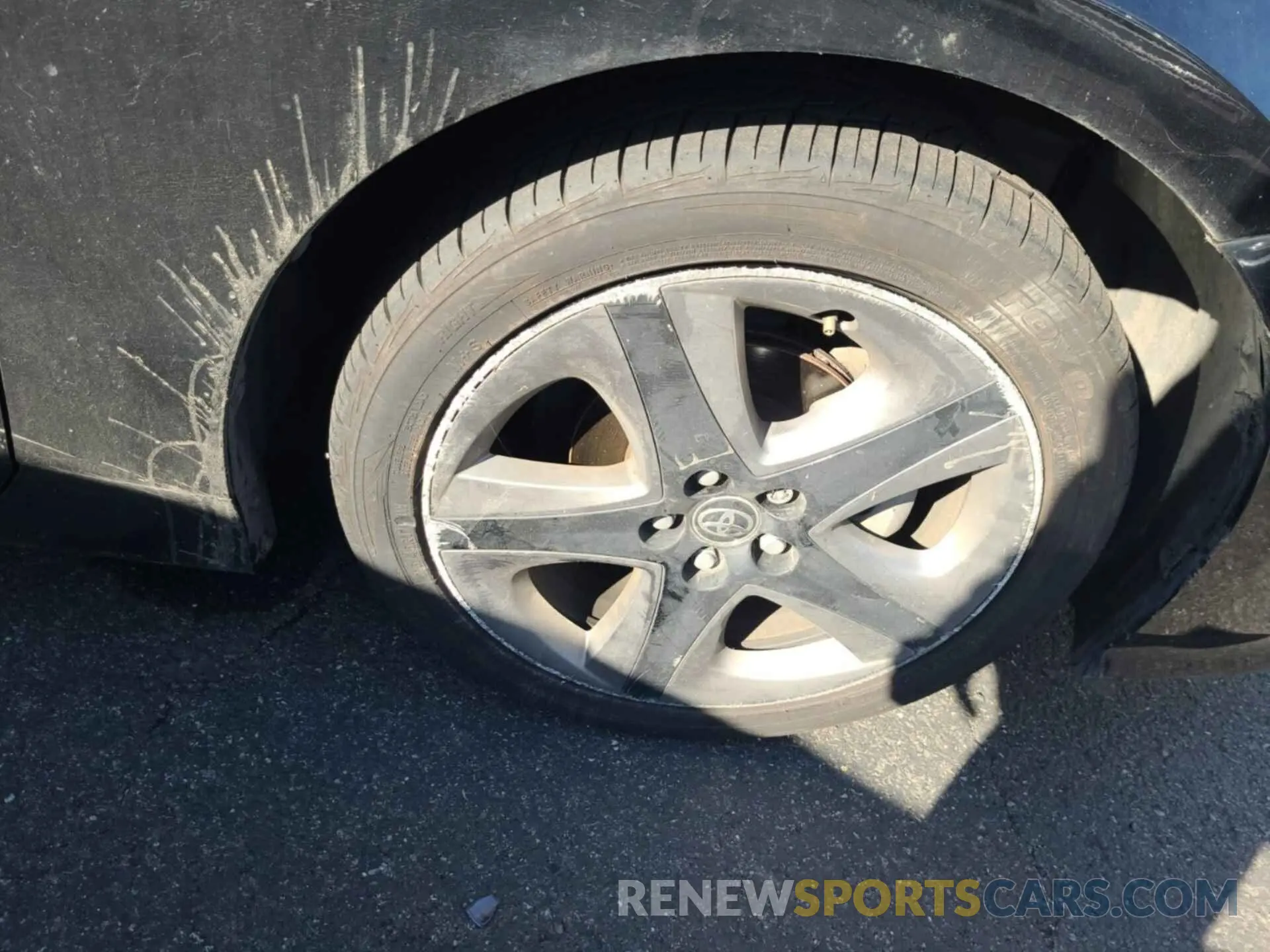 17 Photograph of a damaged car JTDKARFU8L3114724 TOYOTA PRIUS 2020