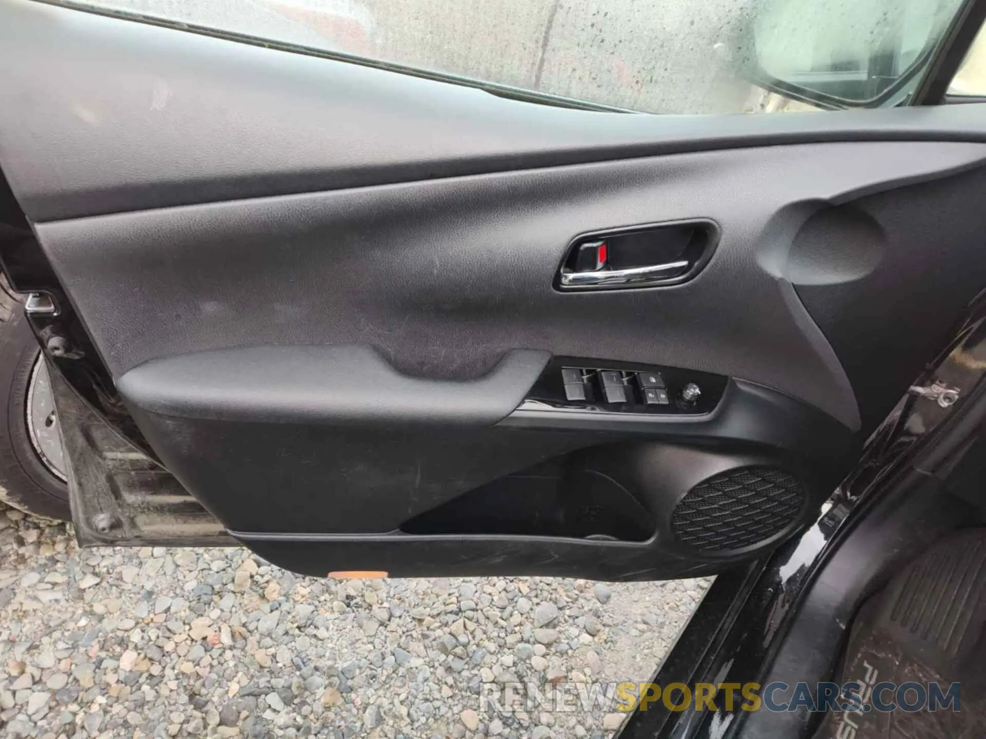 14 Photograph of a damaged car JTDKARFU8L3115565 TOYOTA PRIUS 2020