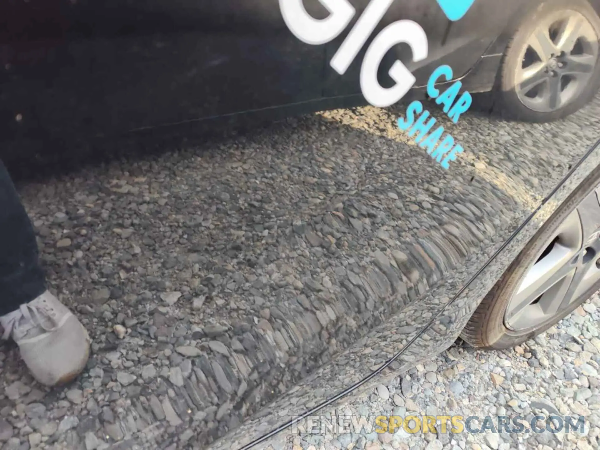 2 Photograph of a damaged car JTDKARFU8L3115565 TOYOTA PRIUS 2020