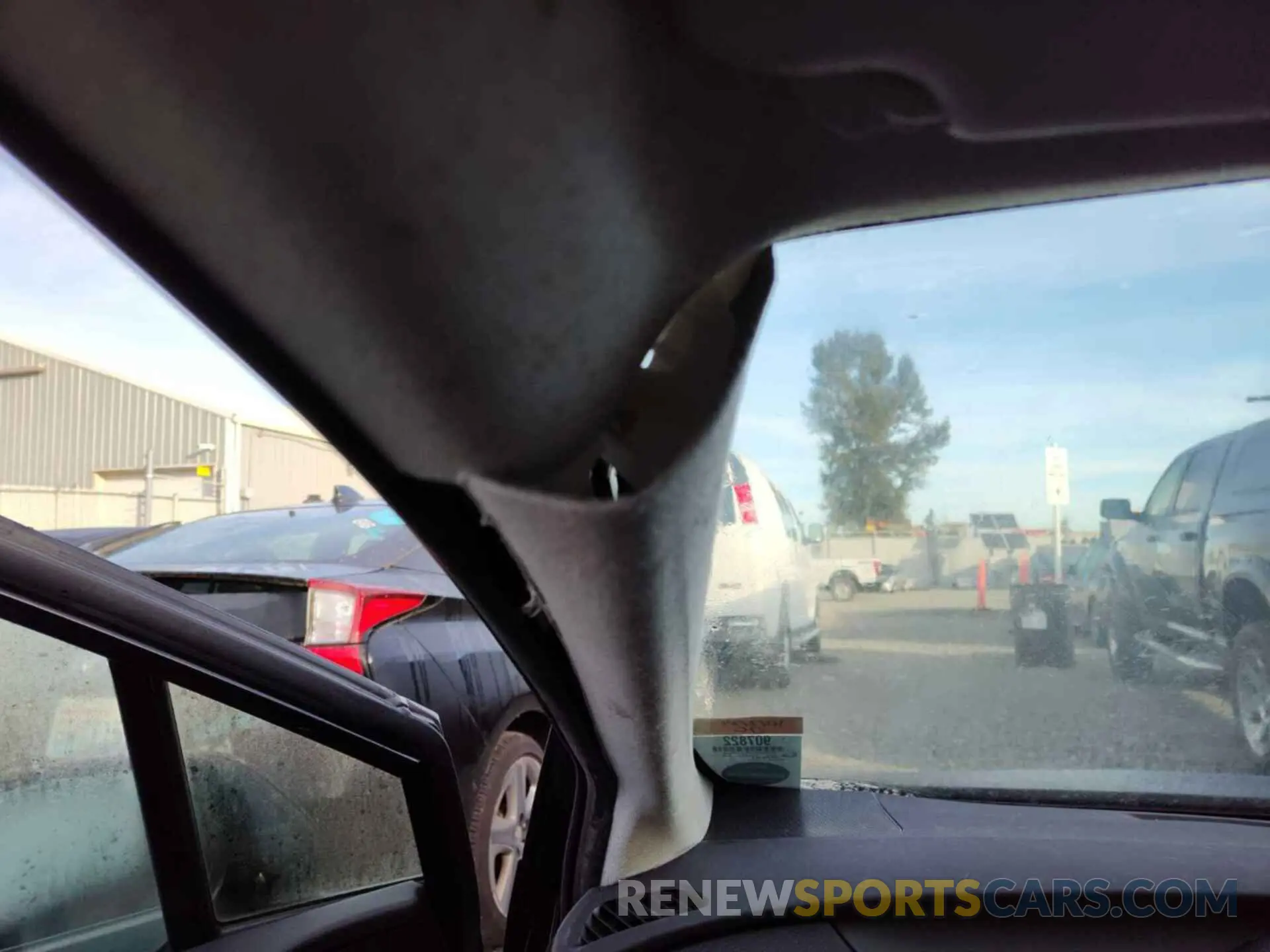 21 Photograph of a damaged car JTDKARFU8L3115565 TOYOTA PRIUS 2020