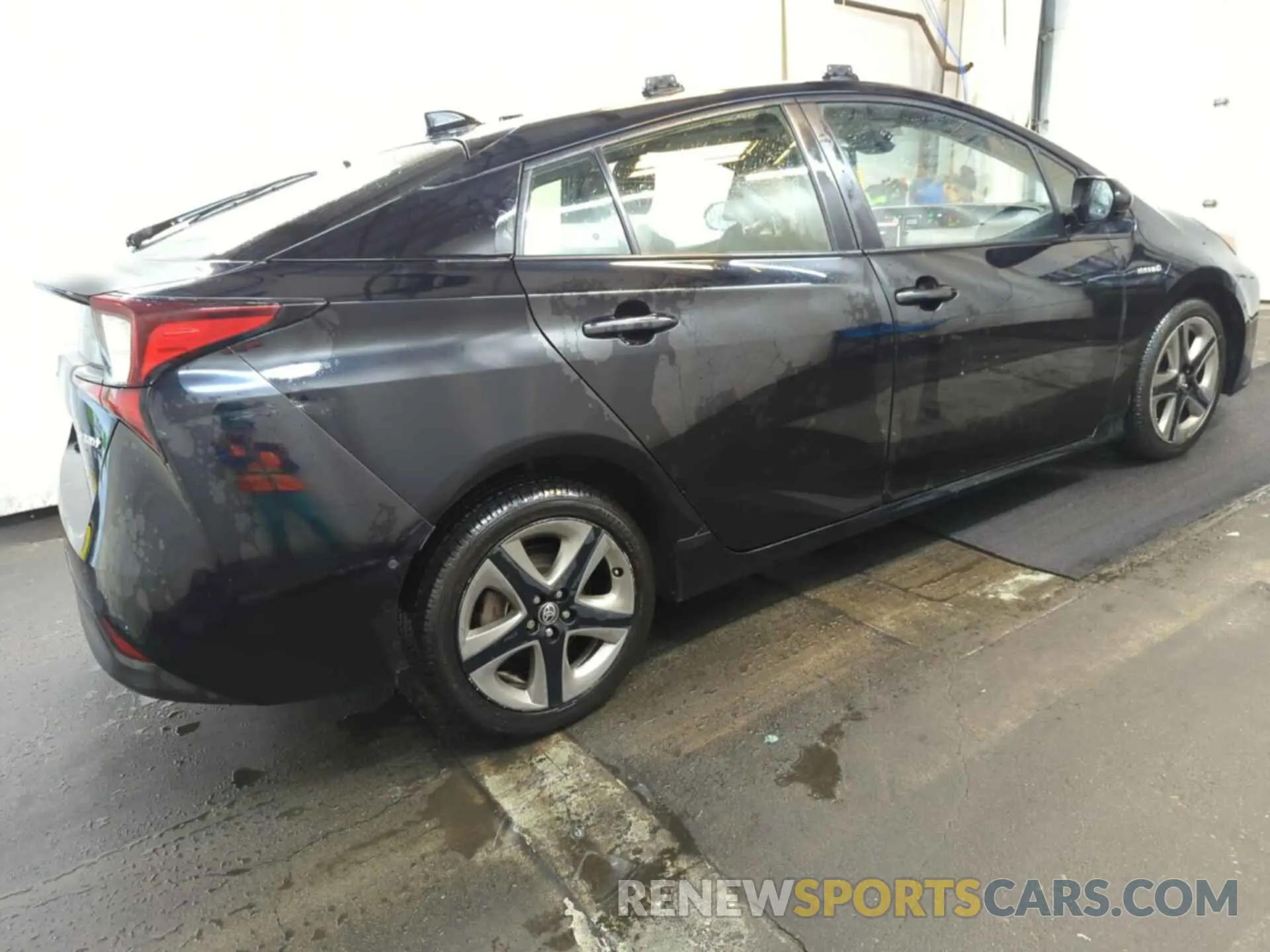 3 Photograph of a damaged car JTDKARFU8L3115565 TOYOTA PRIUS 2020