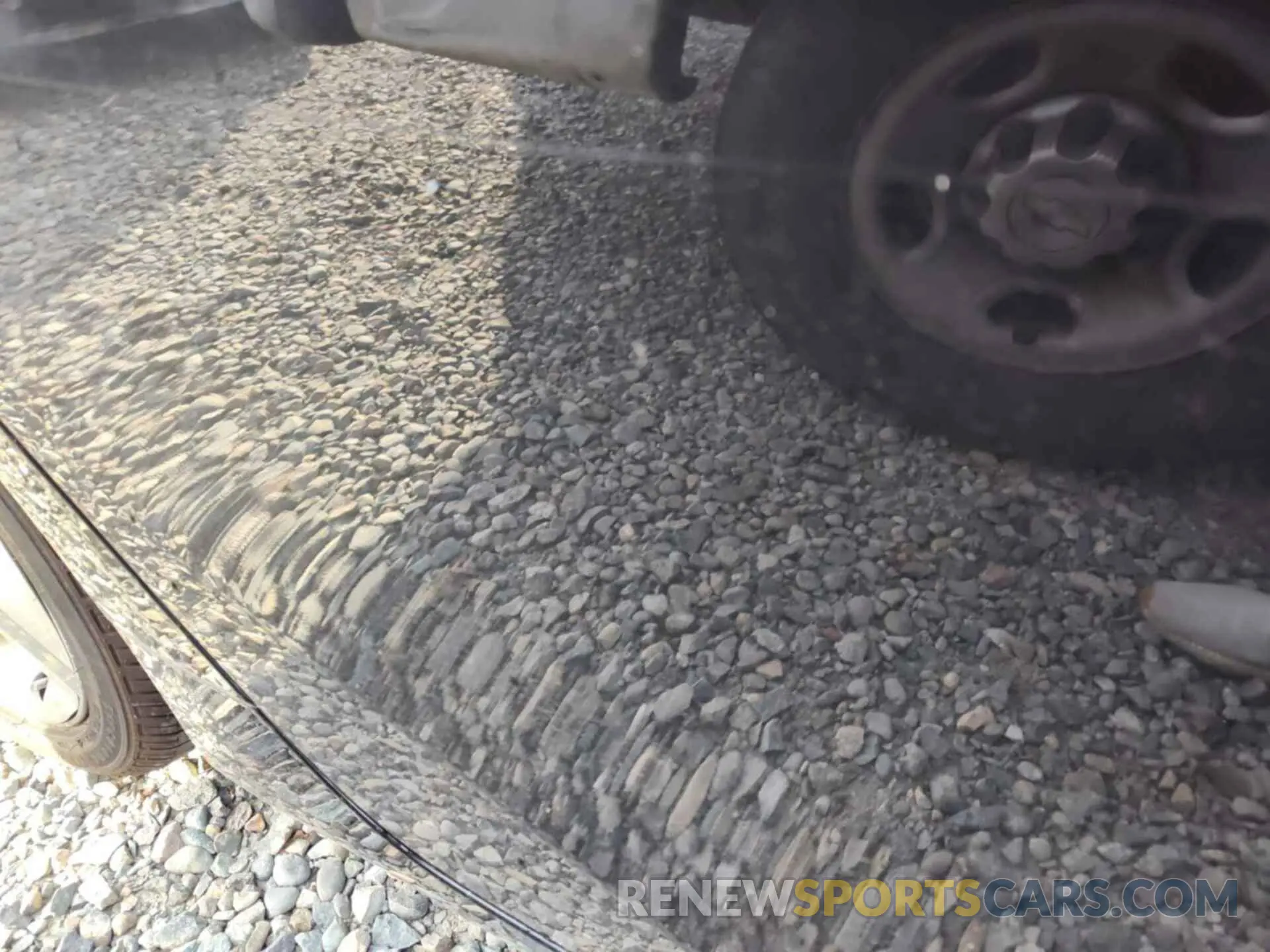 32 Photograph of a damaged car JTDKARFU8L3115565 TOYOTA PRIUS 2020