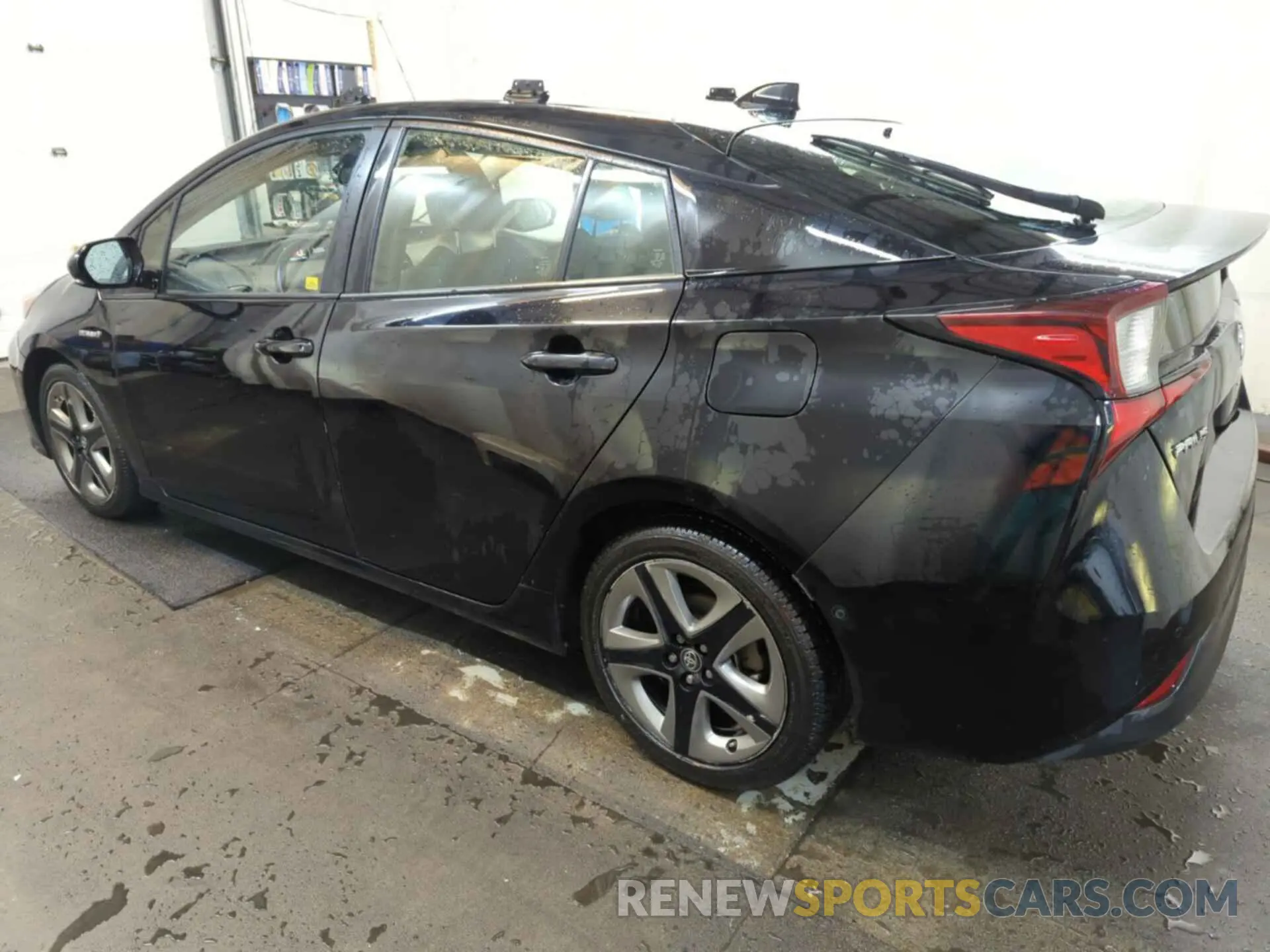6 Photograph of a damaged car JTDKARFU8L3115565 TOYOTA PRIUS 2020