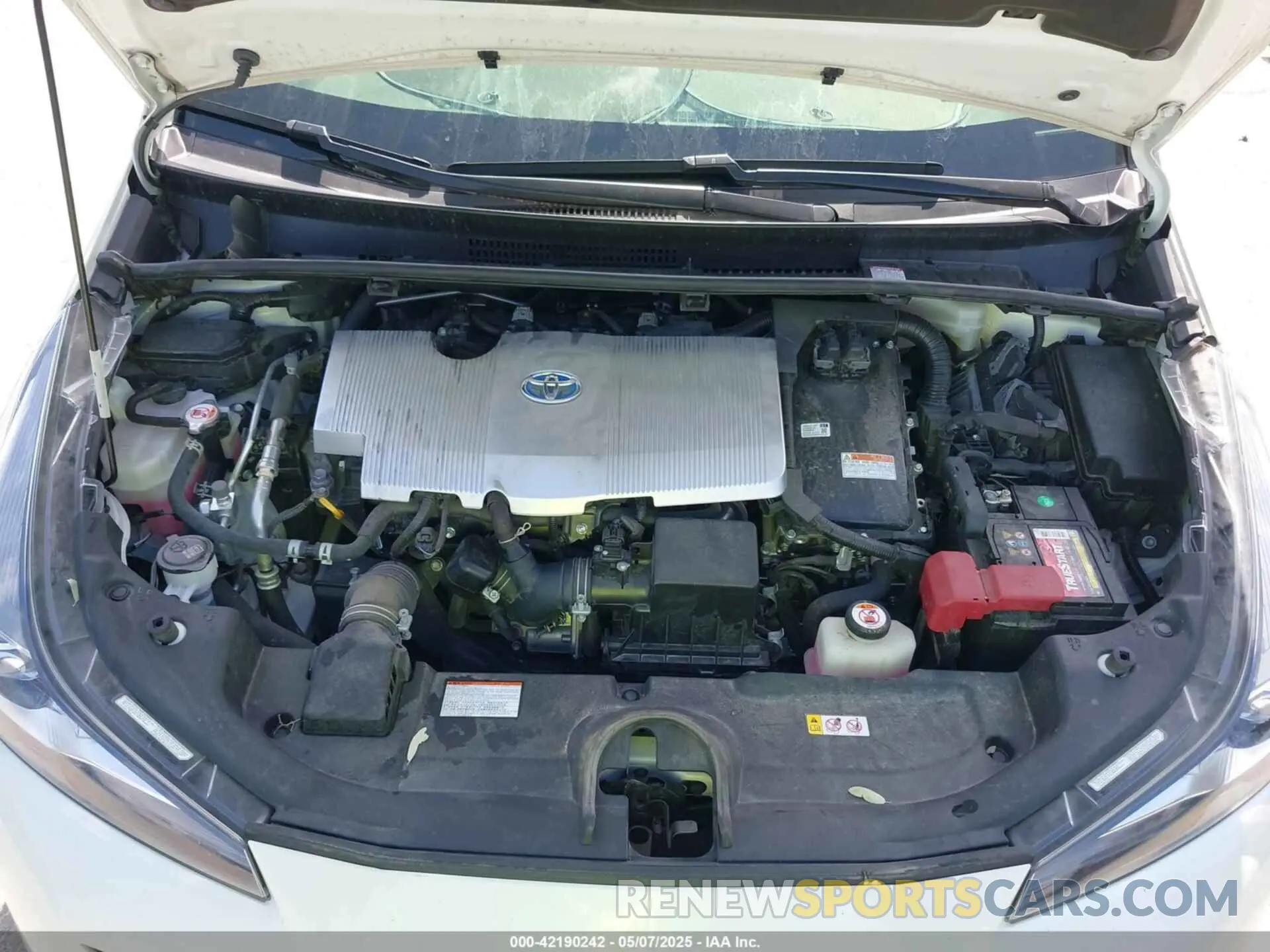 10 Photograph of a damaged car JTDKARFU8L3126291 TOYOTA PRIUS 2020