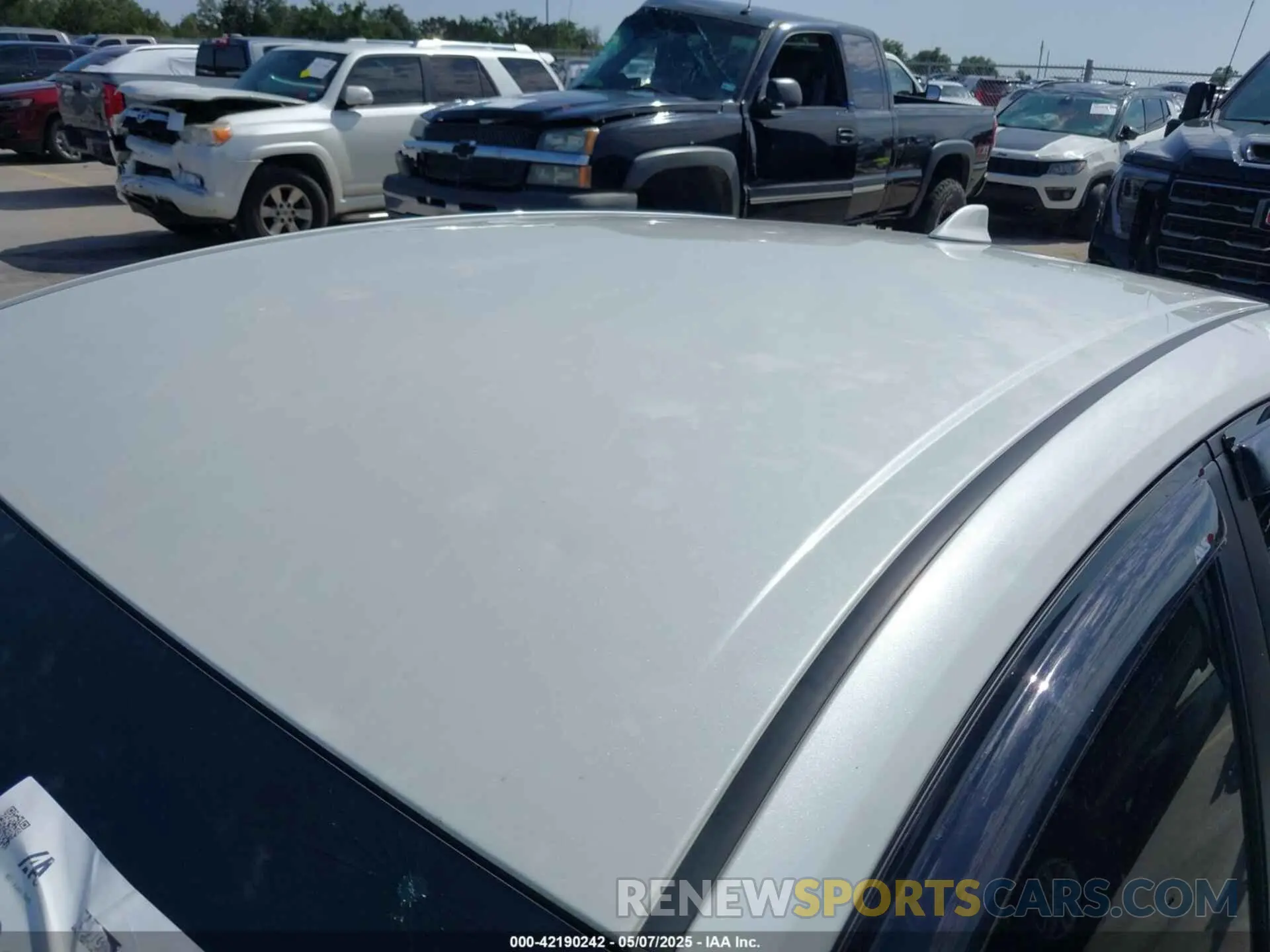 12 Photograph of a damaged car JTDKARFU8L3126291 TOYOTA PRIUS 2020