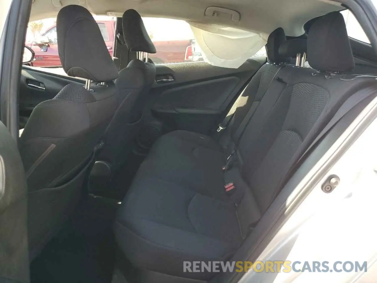 10 Photograph of a damaged car JTDKARFU9L3107880 TOYOTA PRIUS 2020