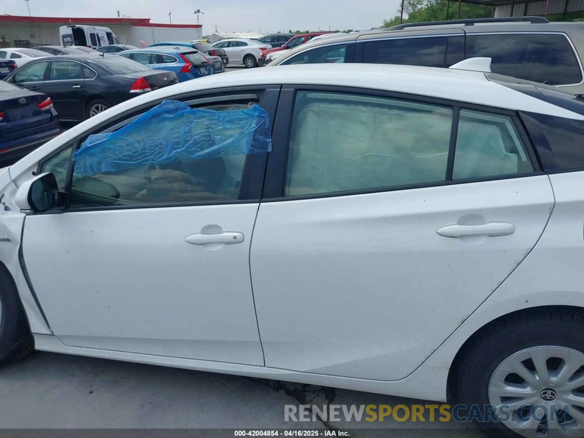 15 Photograph of a damaged car JTDKARFU9L3108236 TOYOTA PRIUS 2020