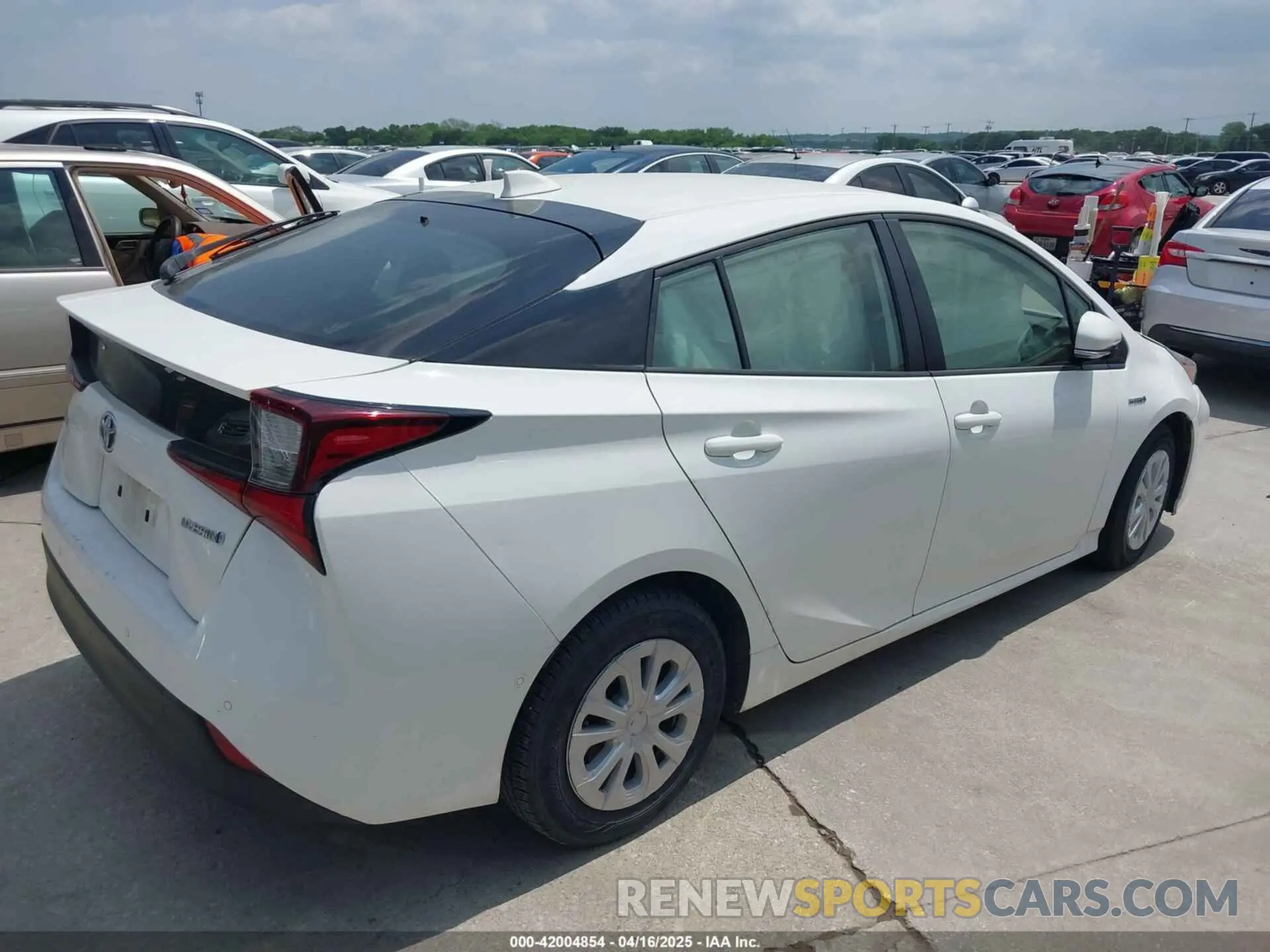 4 Photograph of a damaged car JTDKARFU9L3108236 TOYOTA PRIUS 2020