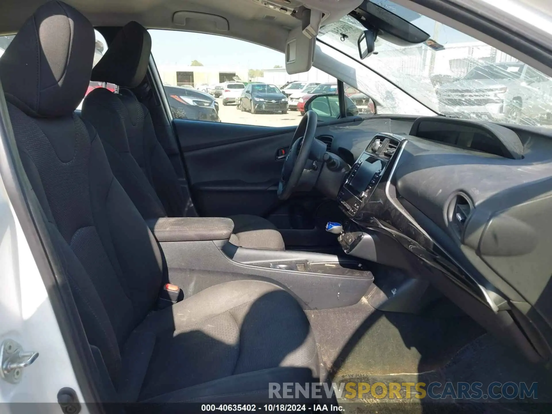 5 Photograph of a damaged car JTDKARFU9L3108754 TOYOTA PRIUS 2020