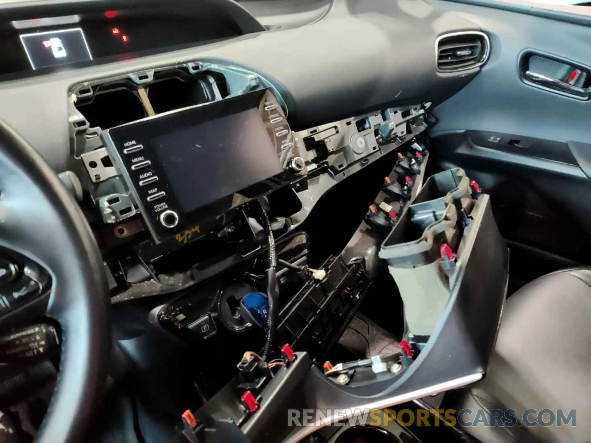 38 Photograph of a damaged car JTDKARFU9L3115817 TOYOTA PRIUS 2020