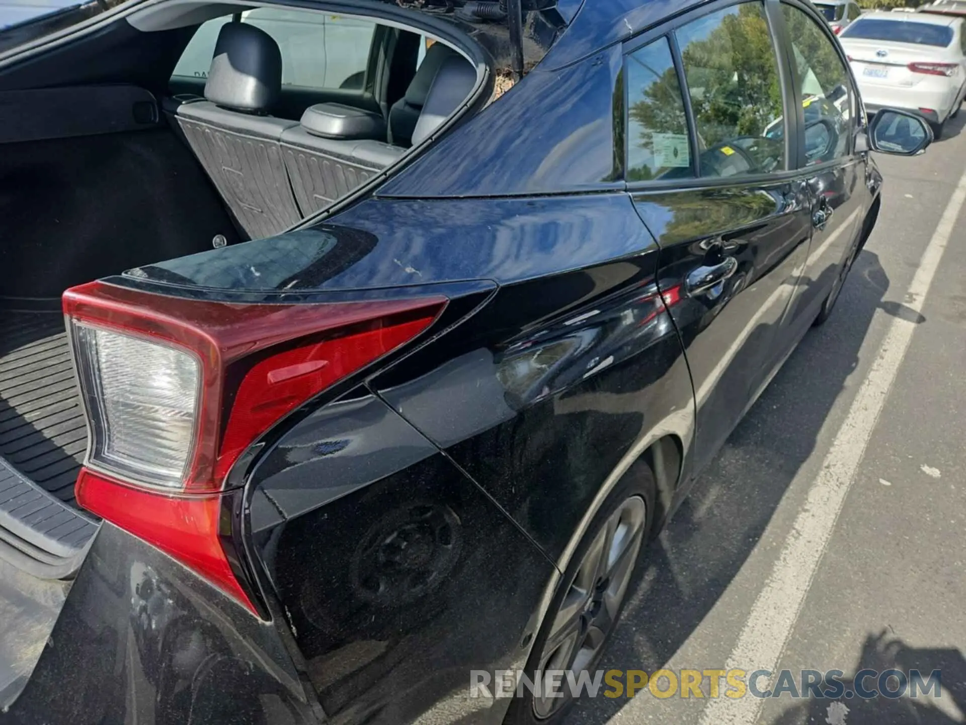12 Photograph of a damaged car JTDKARFU9L3116109 TOYOTA PRIUS 2020
