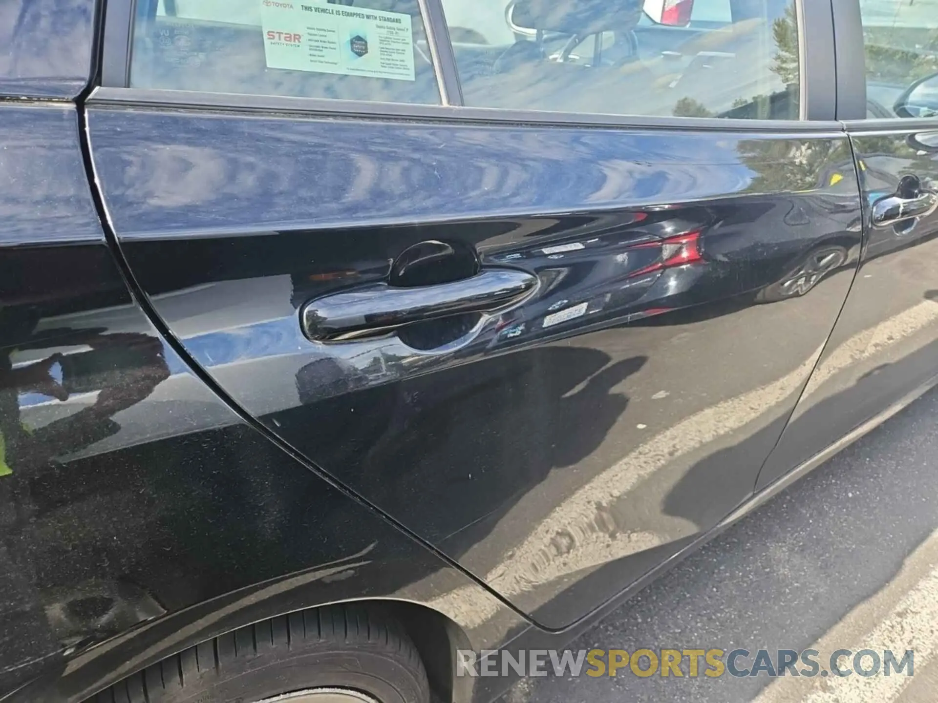 29 Photograph of a damaged car JTDKARFU9L3116109 TOYOTA PRIUS 2020