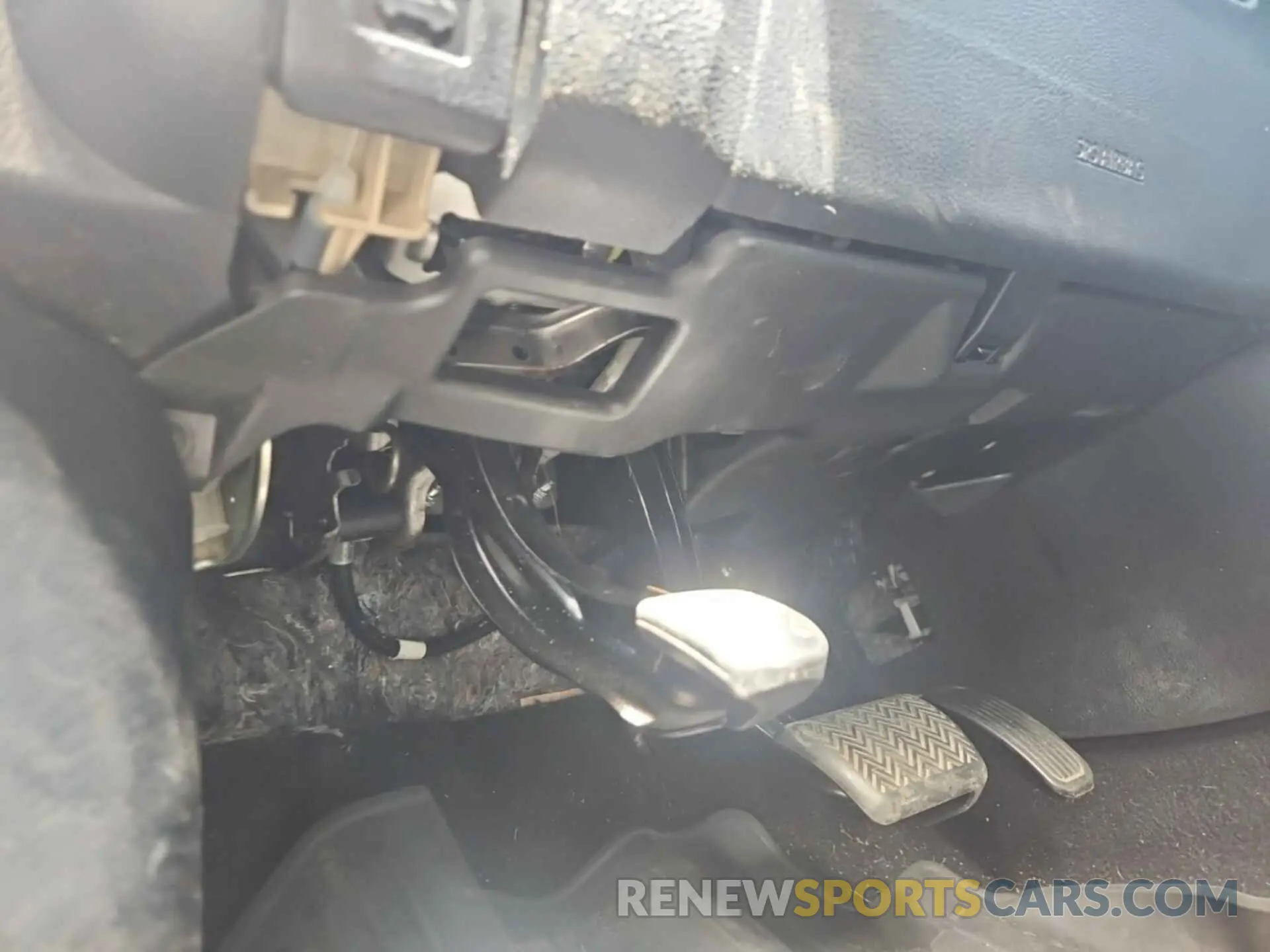 31 Photograph of a damaged car JTDKARFU9L3116109 TOYOTA PRIUS 2020
