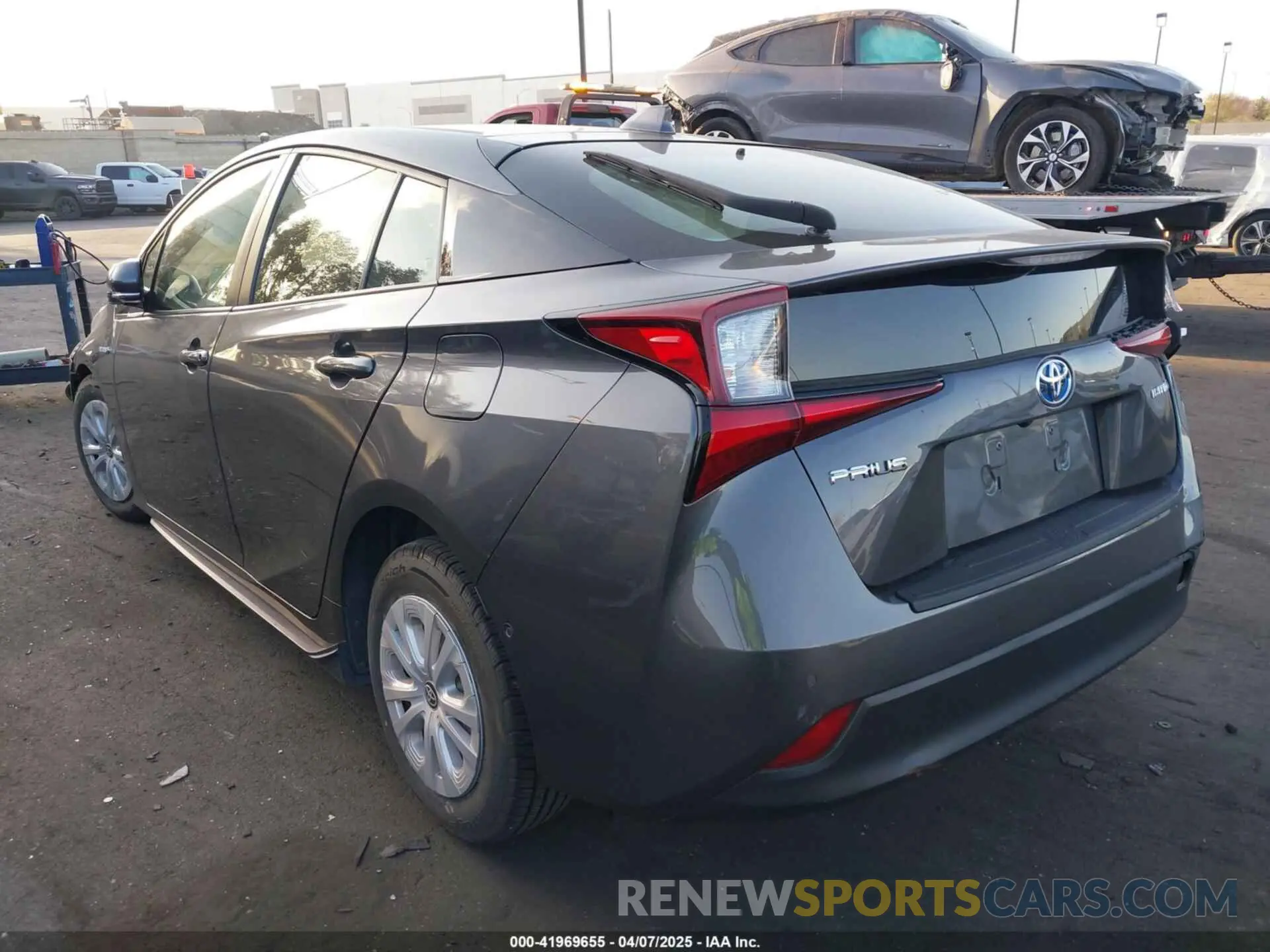 3 Photograph of a damaged car JTDKARFU9L3122010 TOYOTA PRIUS 2020